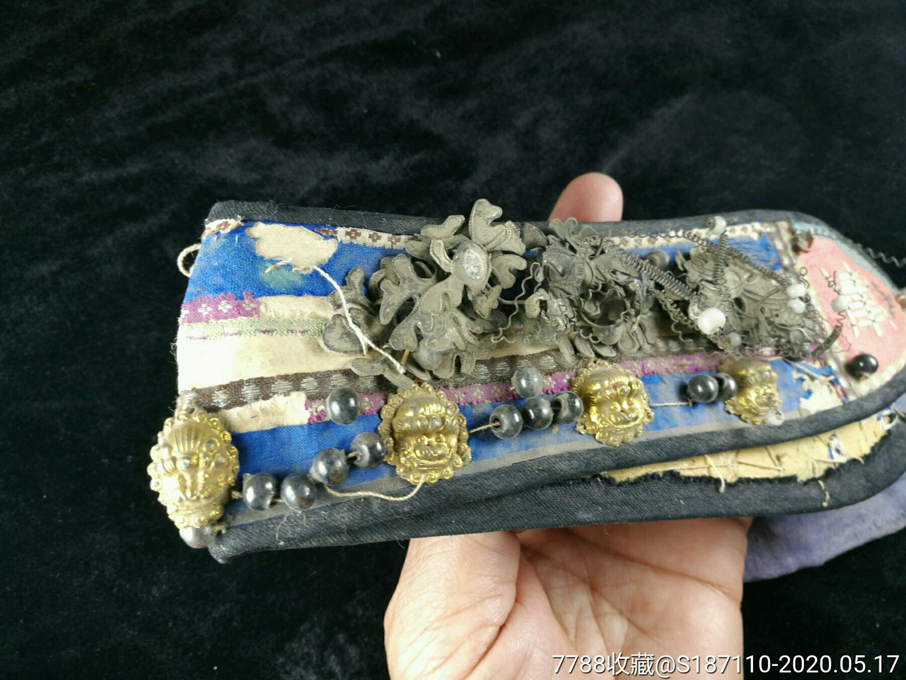 清代坠饰银鎏金兽头抹额