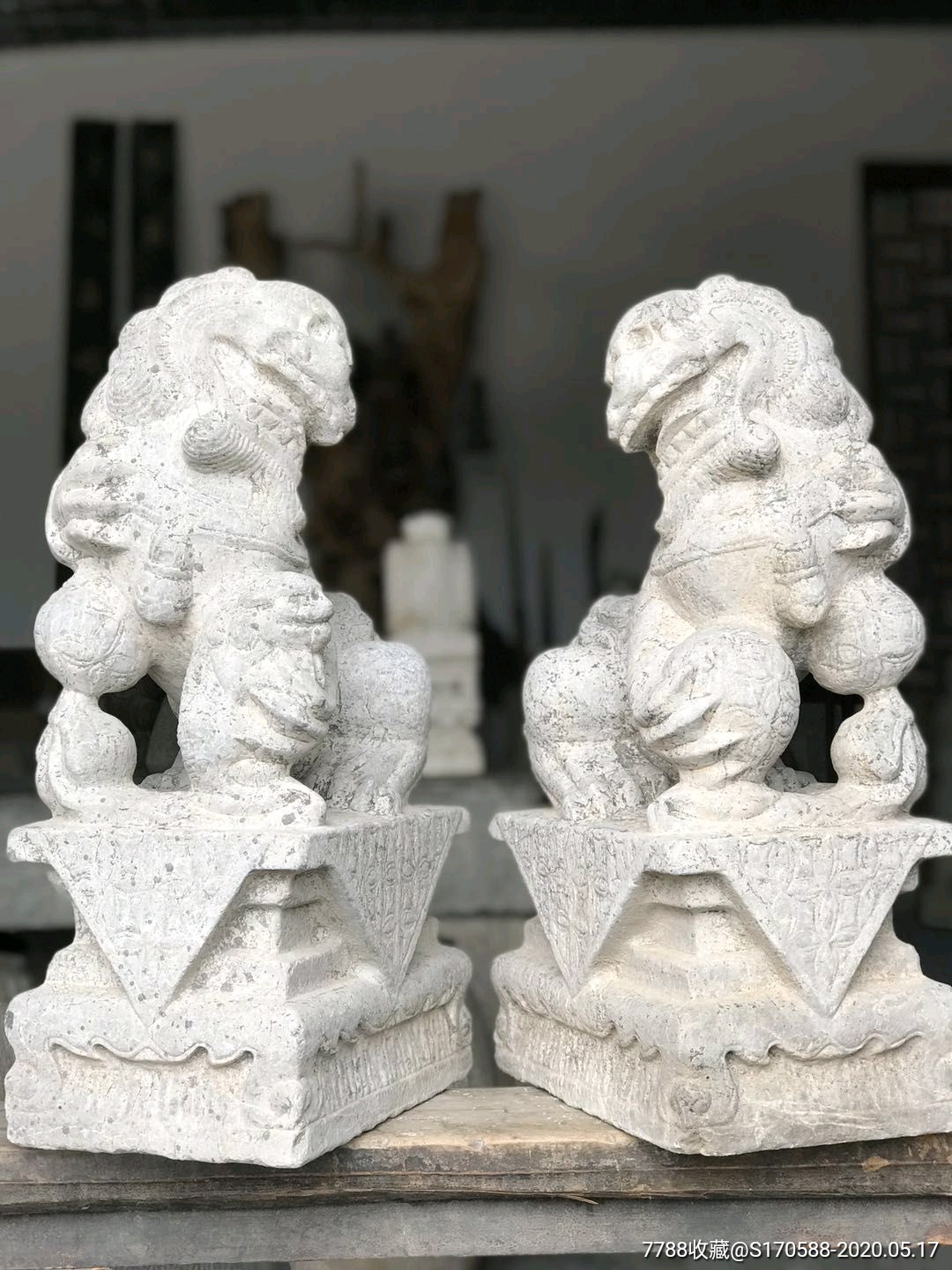 晚清青石狮子一对