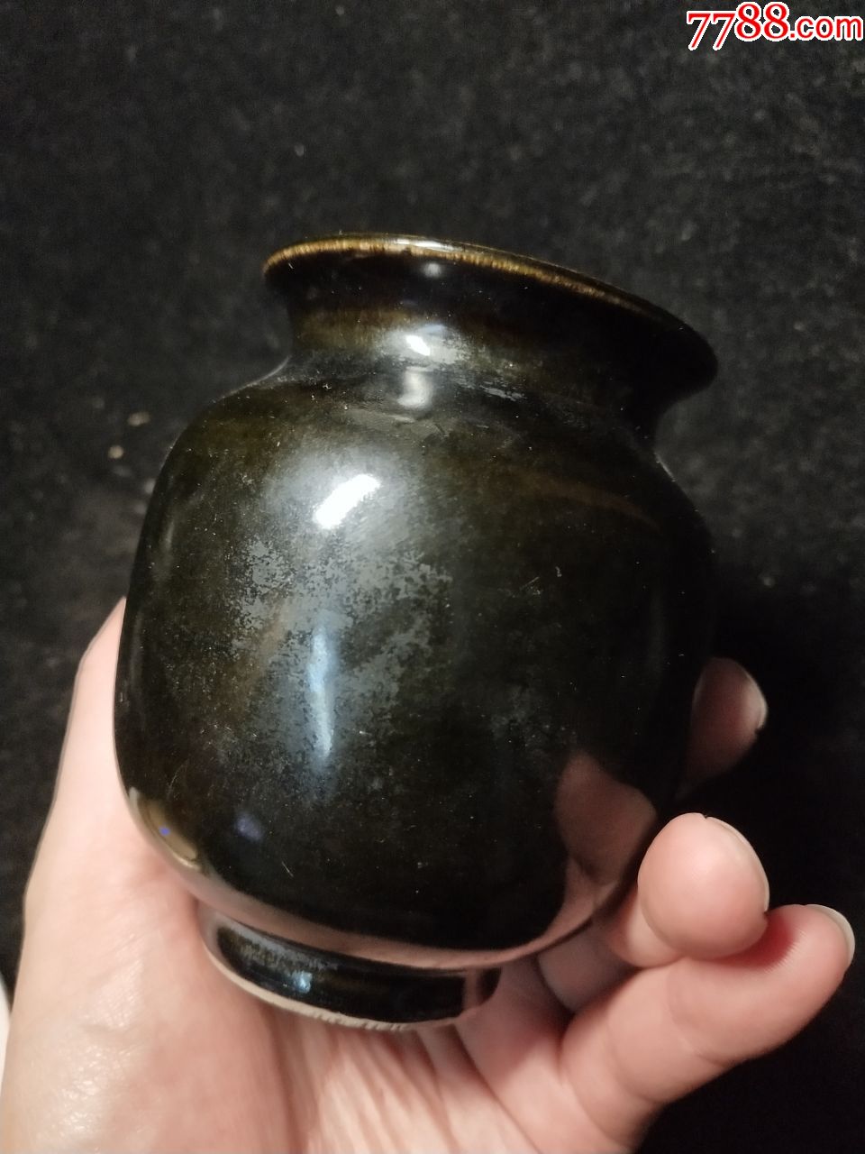 黑釉小罐