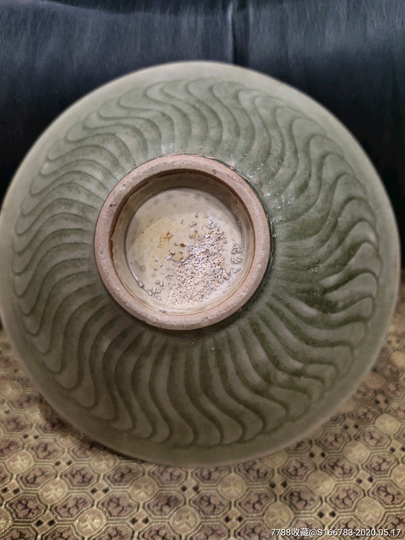 耀州窑刻花斗笠碗