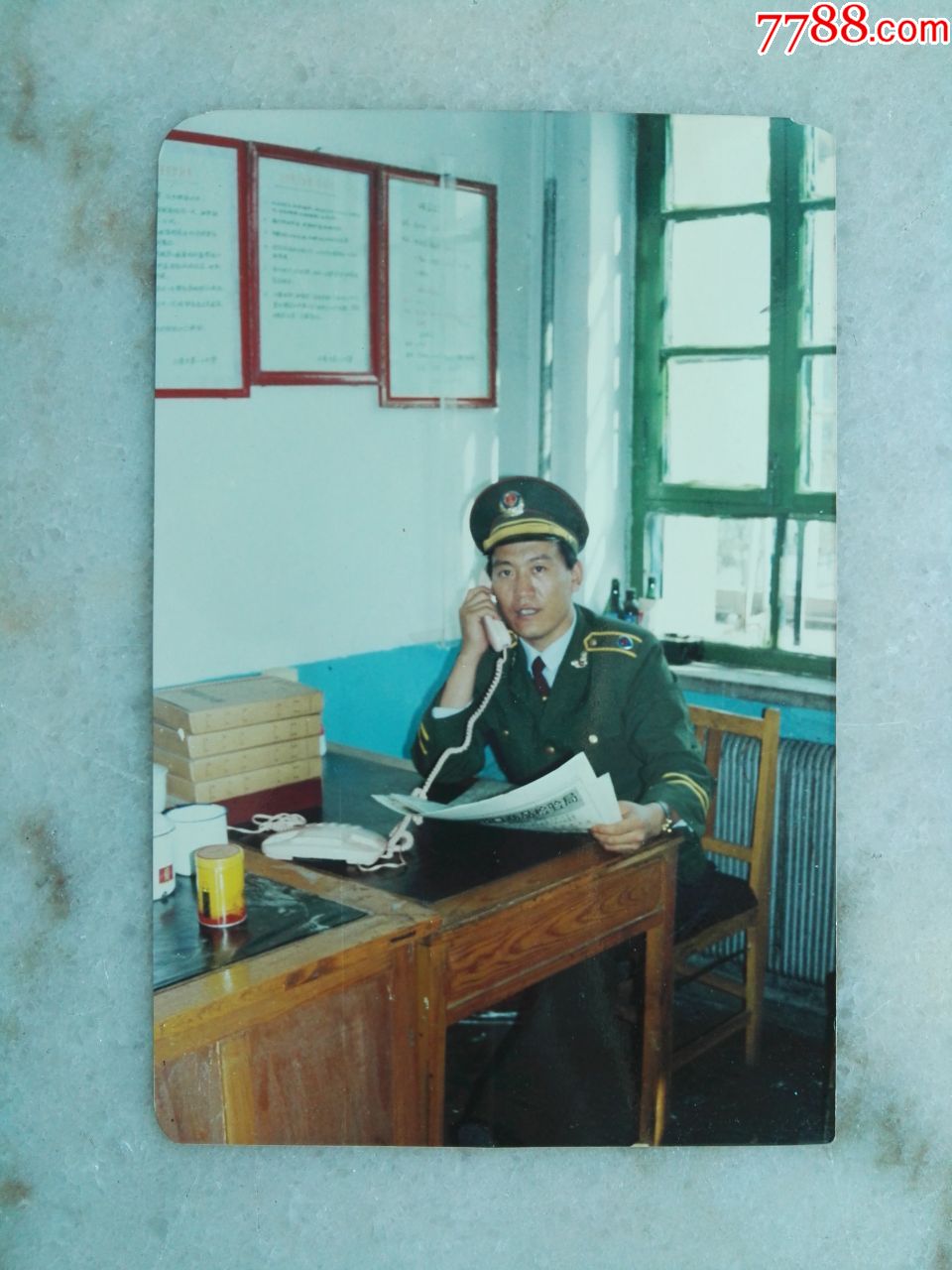 办公室警察早期老彩照