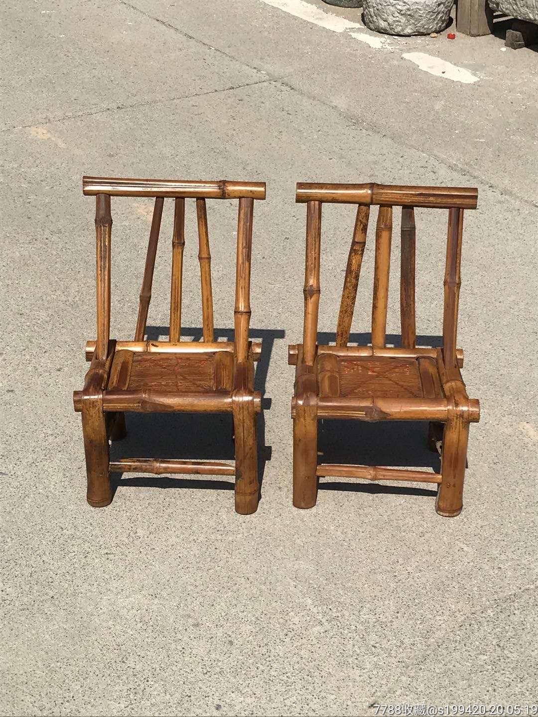 小竹椅,8个一组,品相完好,包浆厚重.凉爽舒适,透气宜人!