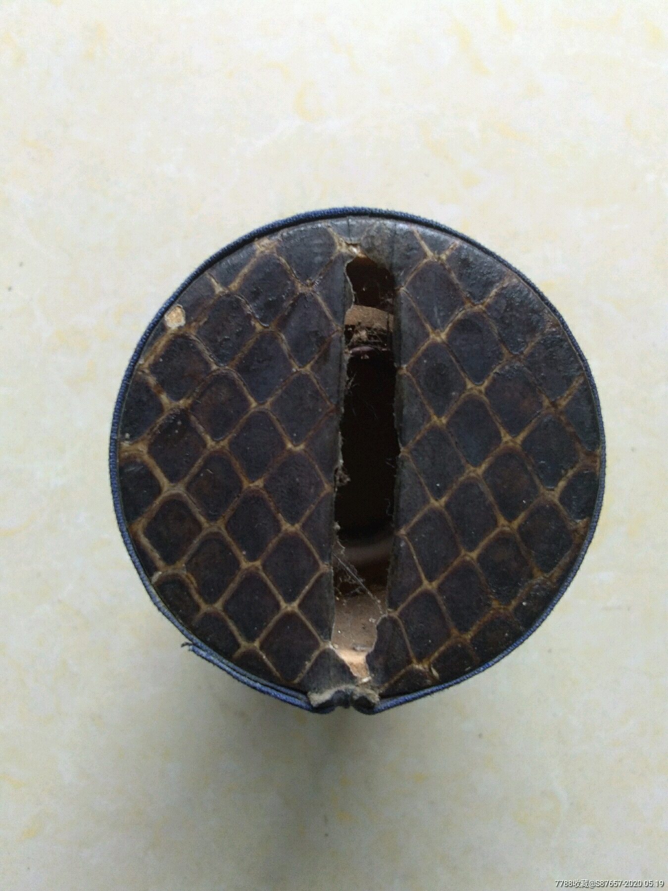 民国26年著名京胡演奏家杨宝忠制胡琴一把