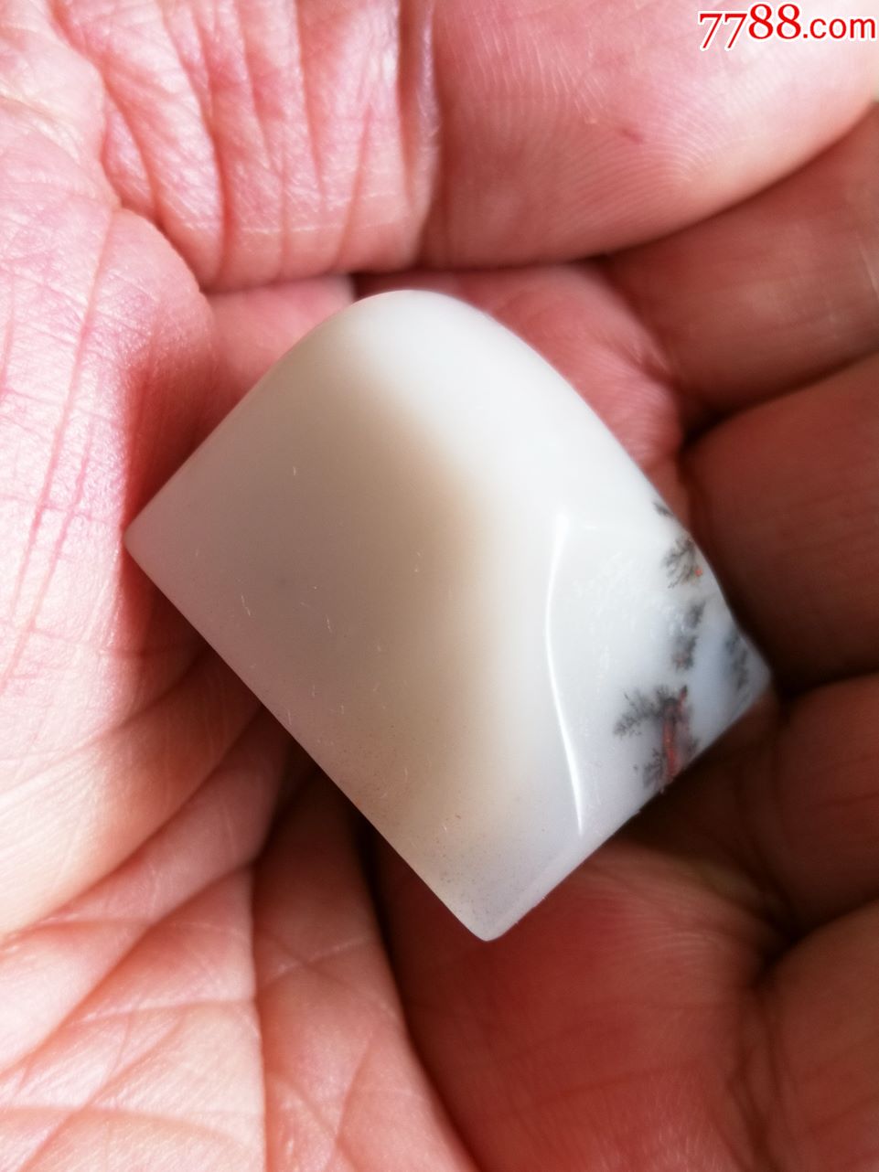 巴林鸡血石羊脂冻水草随形方印章料27g(这个色味太好了,稀缺品种!