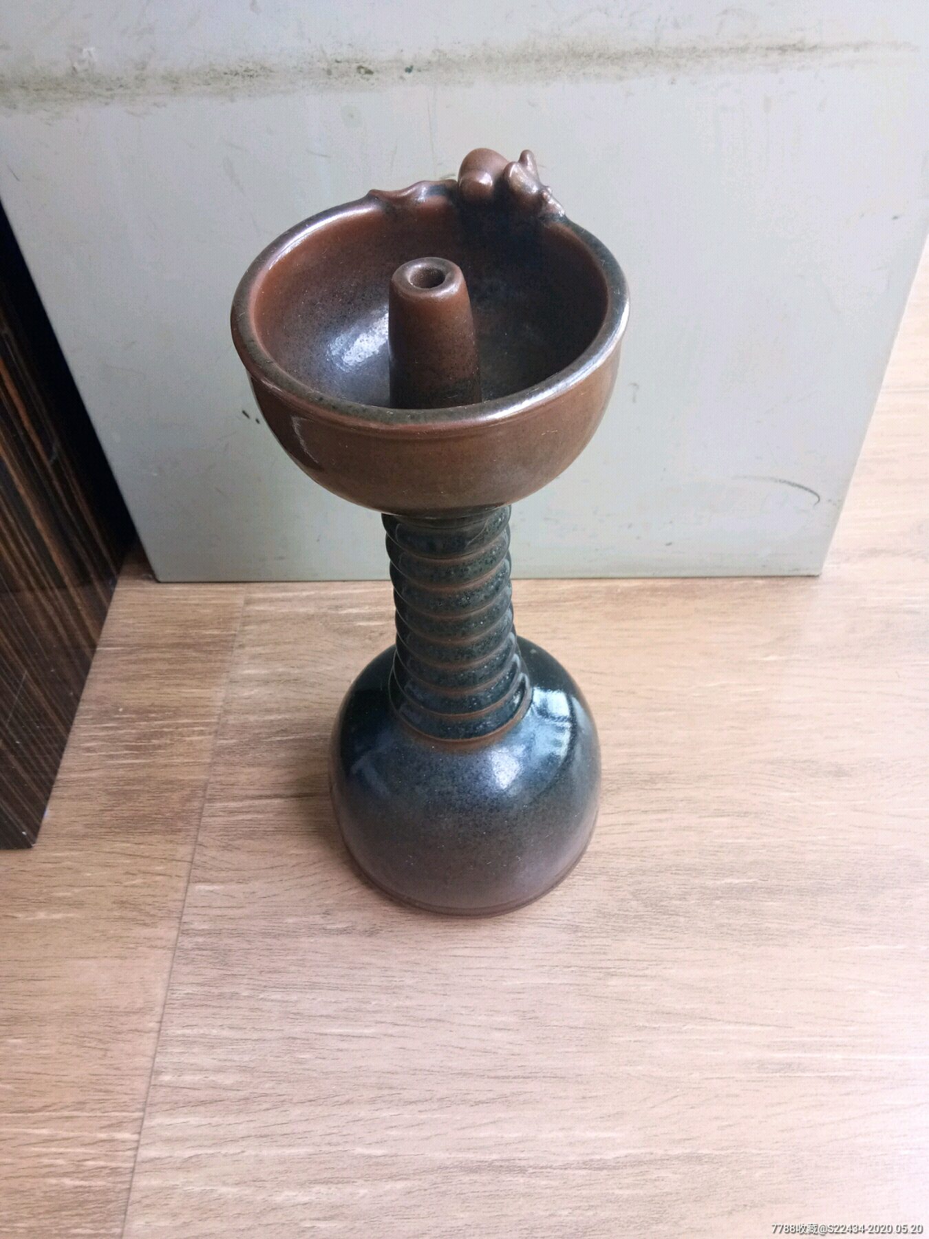 民国紫金釉老鼠偷油瓷油灯,造型独特,精致,大器少见