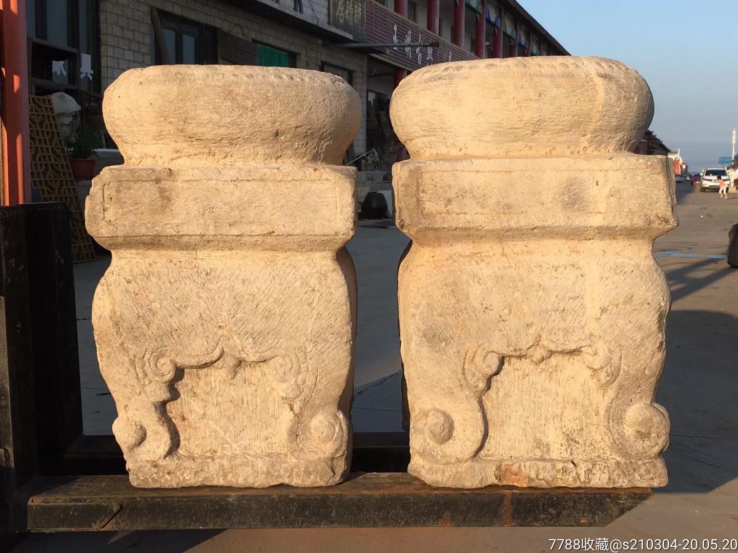 清代青石柱础一对,品相完好,造型美观,四面一样,包浆老辣,源头无毛病