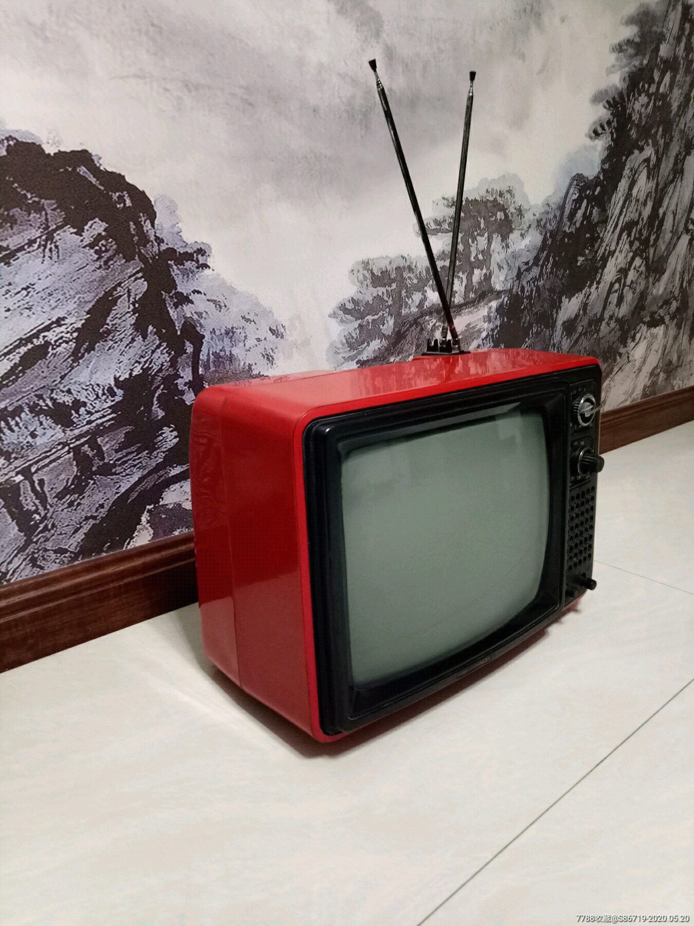 长城12寸黑白电视机