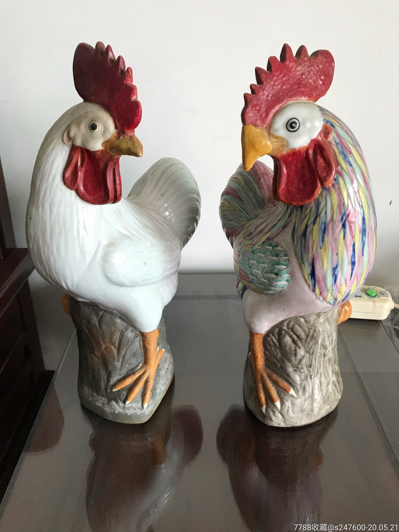 景德镇雕塑瓷厂立瓷鸡公鸡母一对
