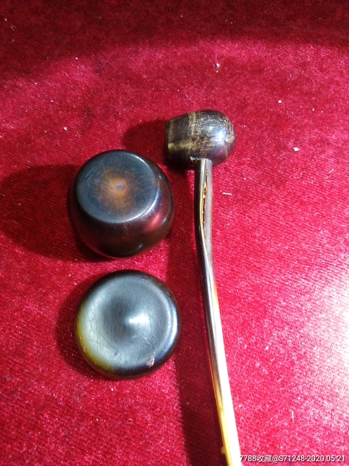 清代角制大烟膏盒及角制抽大烟烟袋一套