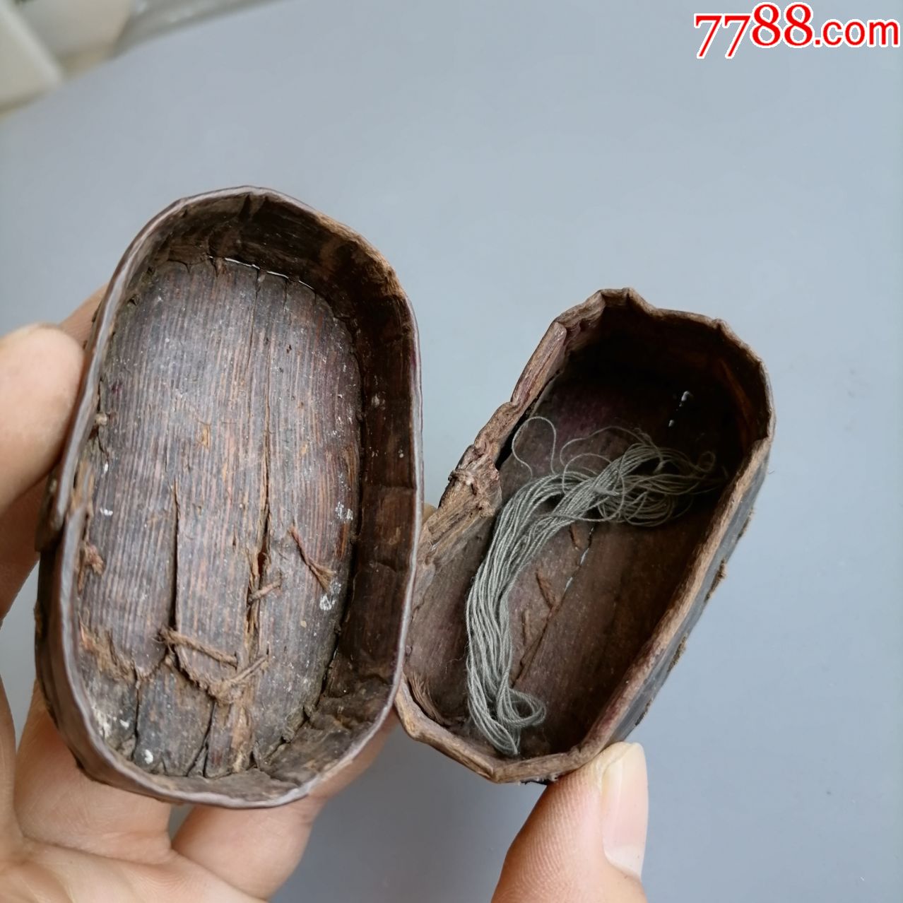 清代时期极品包浆树皮针线盒一个,很硬很结实很漂亮