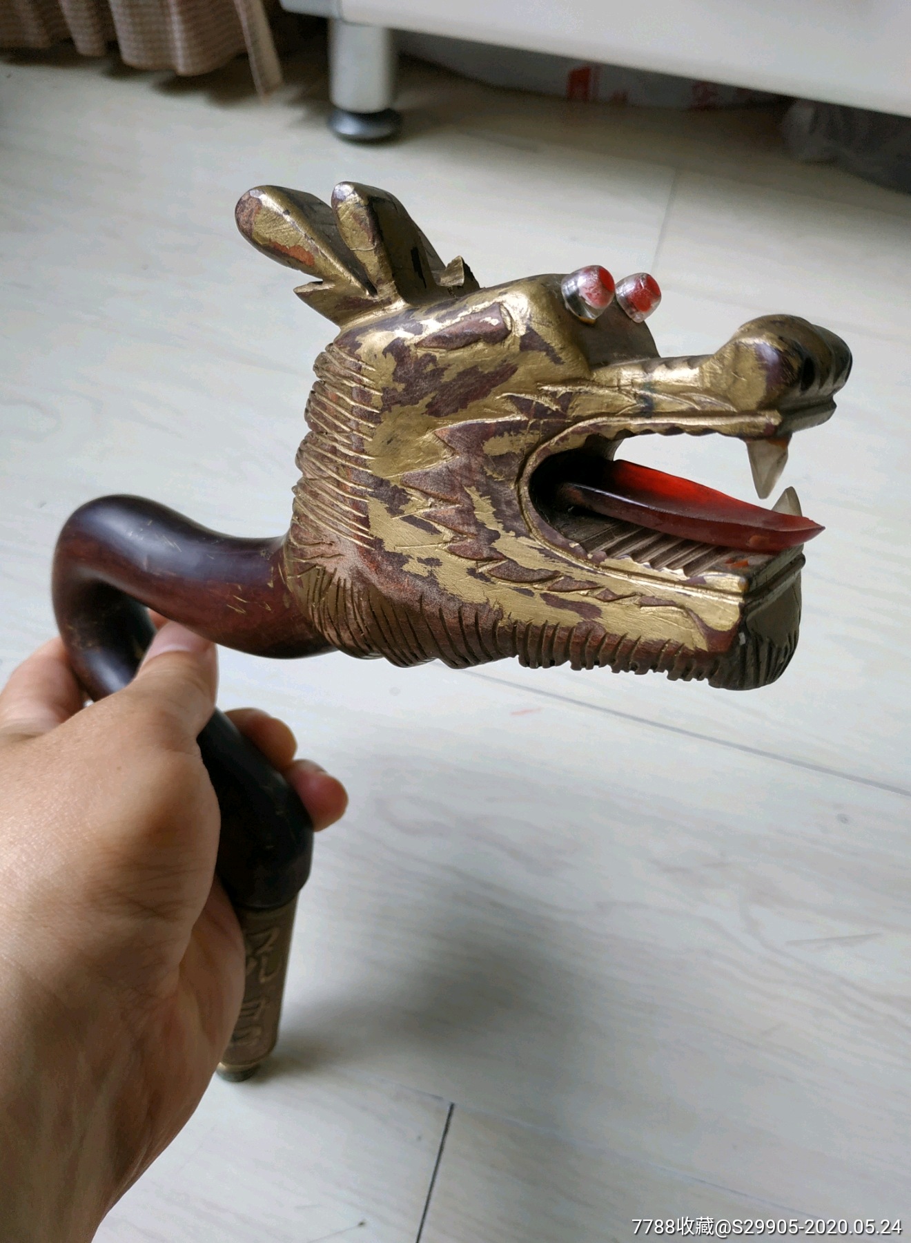 民国漆金木雕龙头拐杖