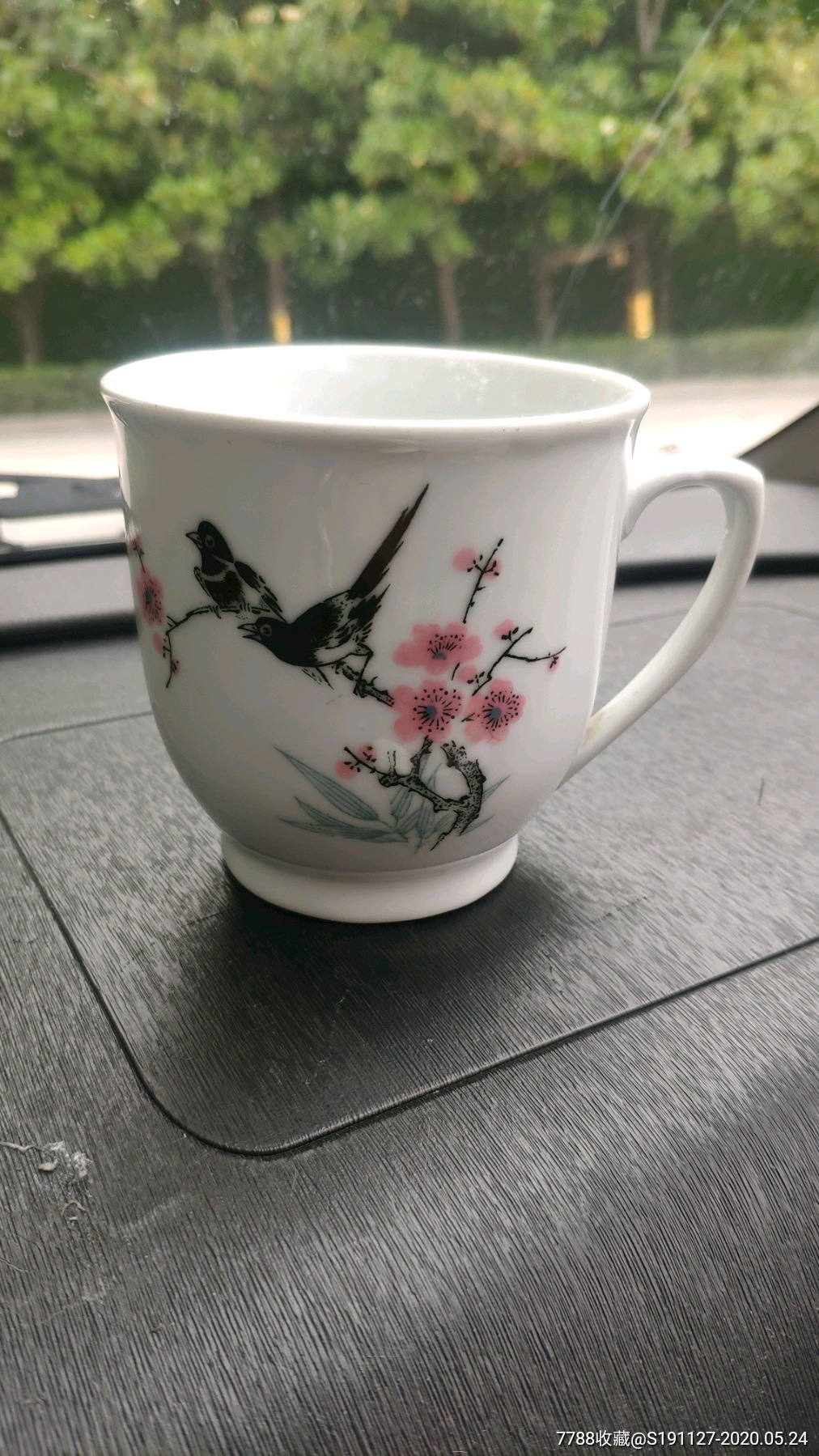 六十年代手绘喜鹊登梅茶杯景德镇