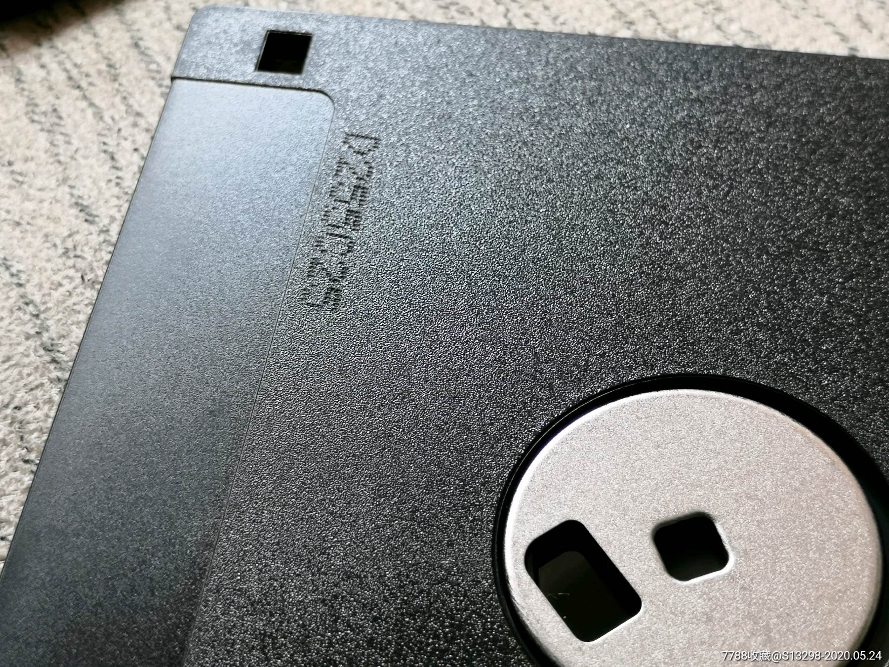 老式台式电脑储存卡日本造