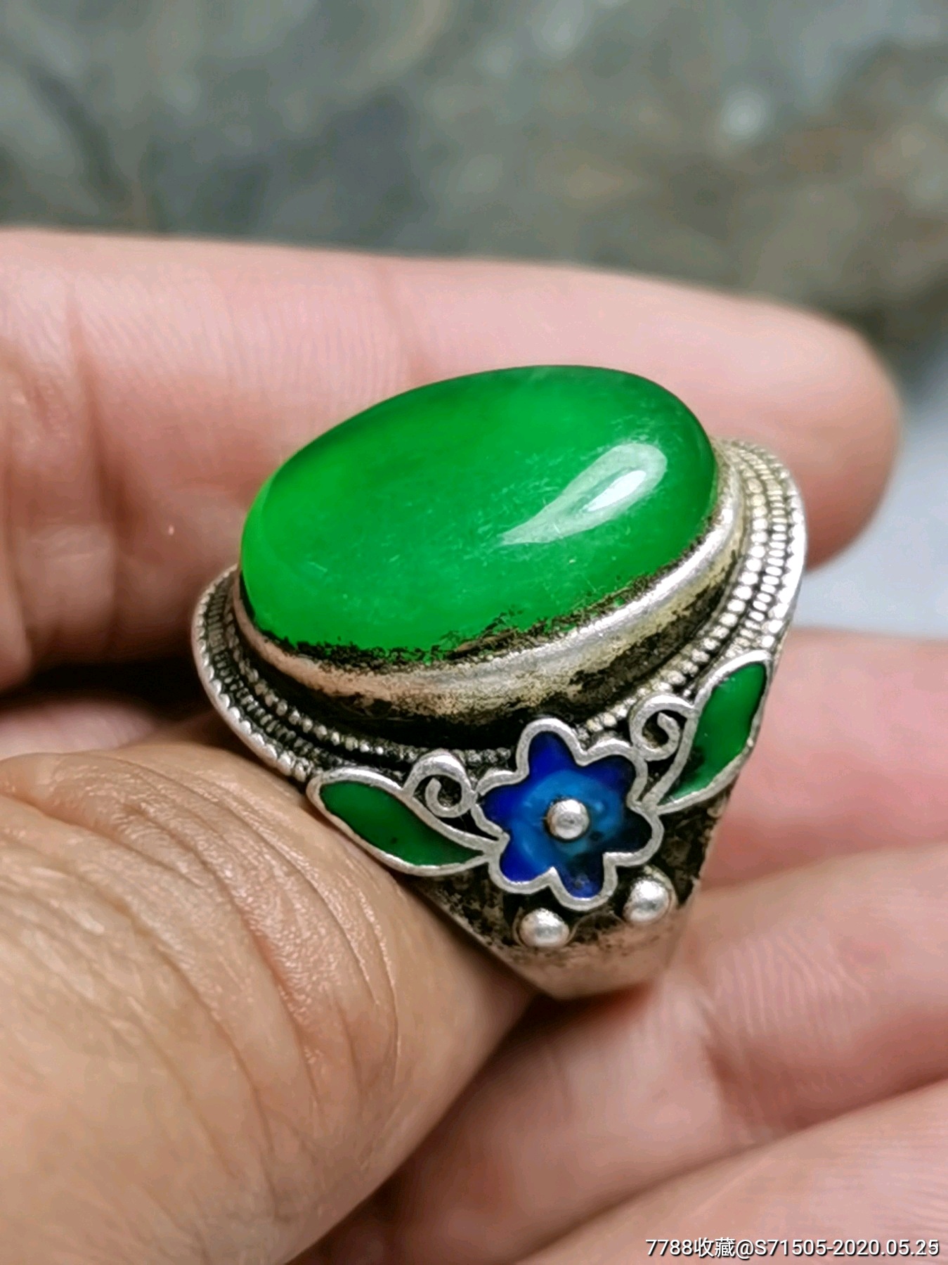 清代老翡翠戒指,银托镶嵌翡翠,包老,保真