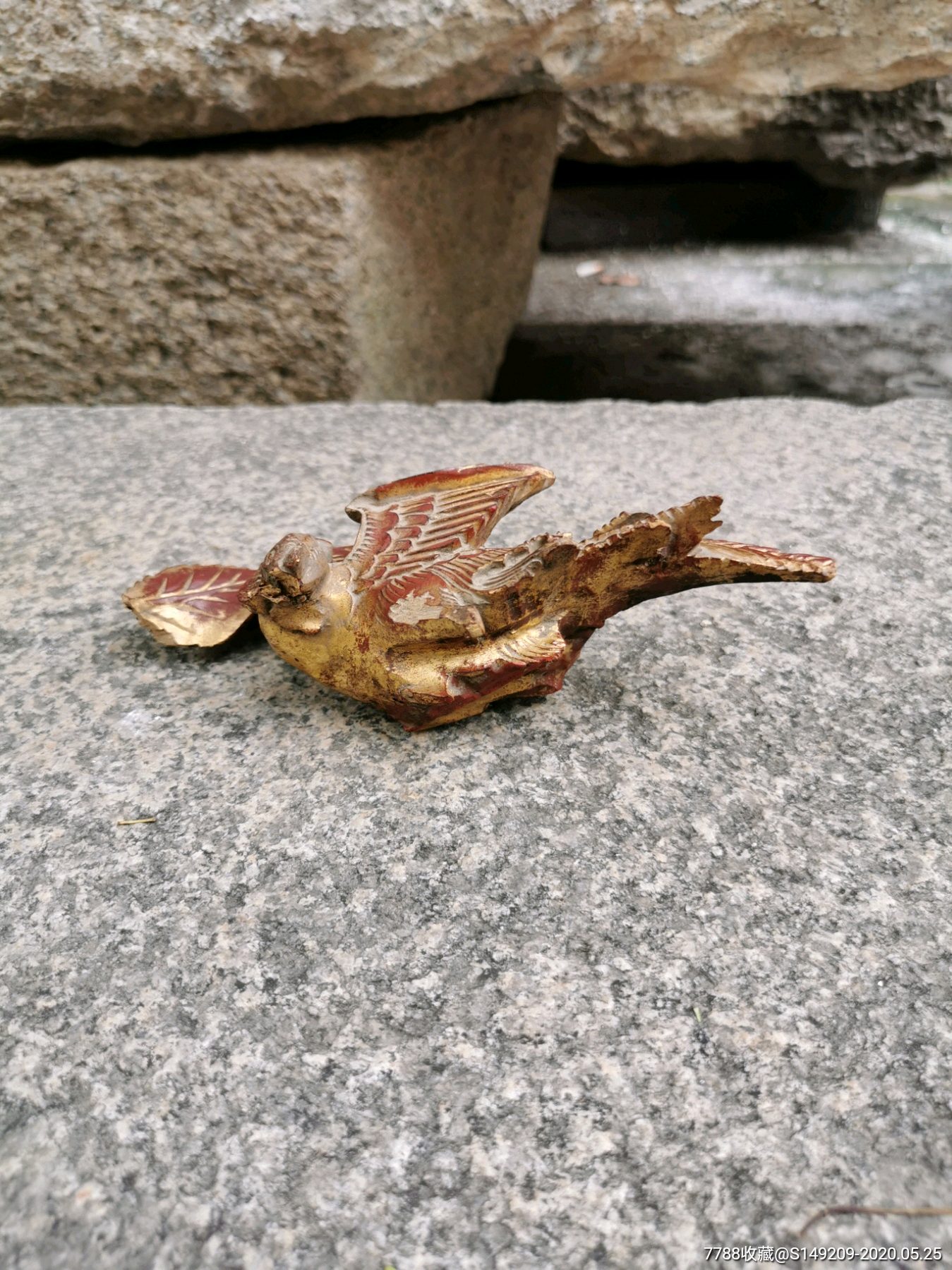木雕小鸟