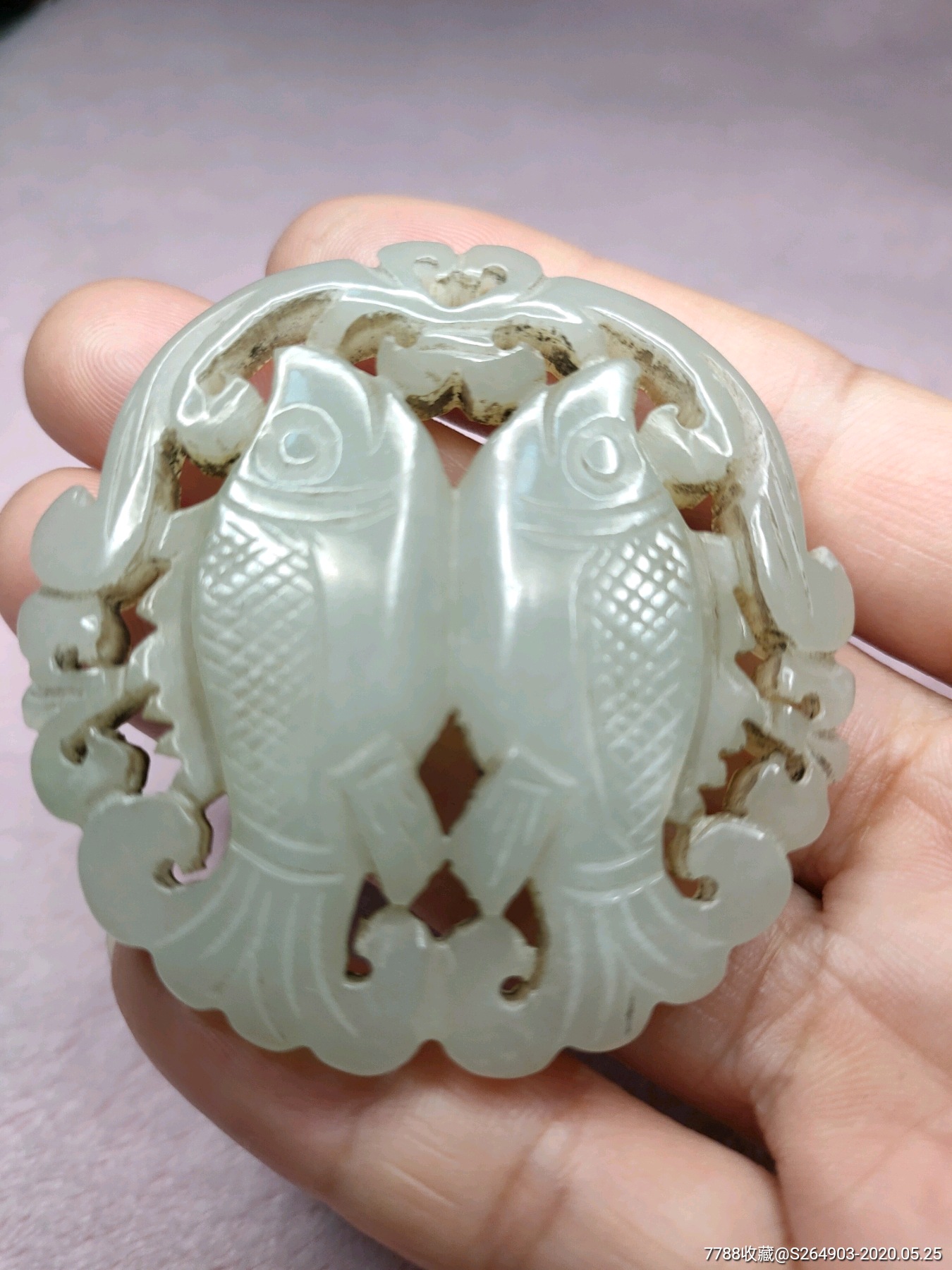 老店旧藏和田玉双鱼玉佩