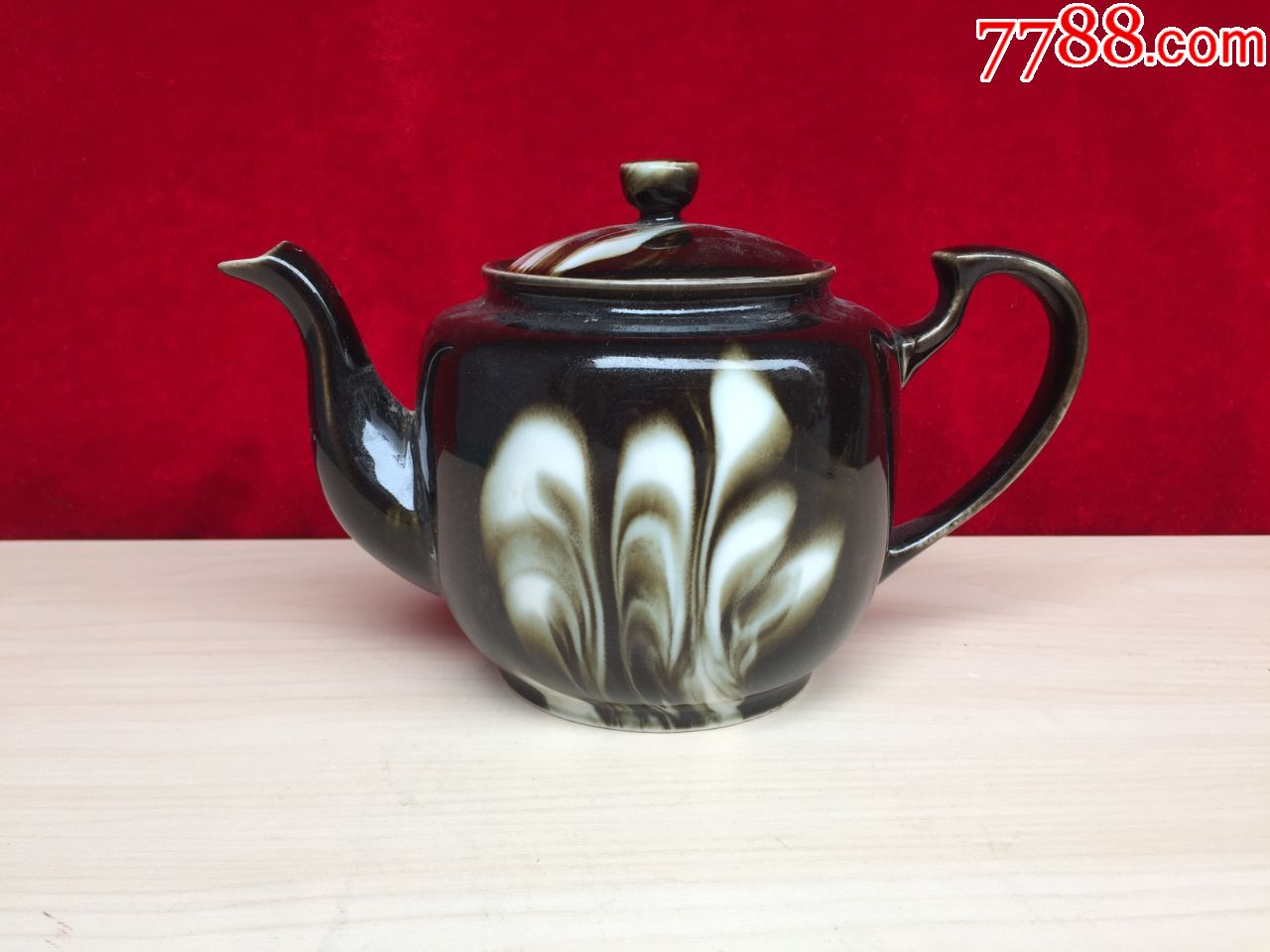 八十年代黑釉茶壶