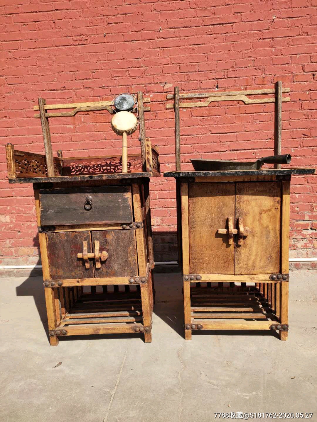 清代街市摆摊走街串巷做生意的混沌挑子