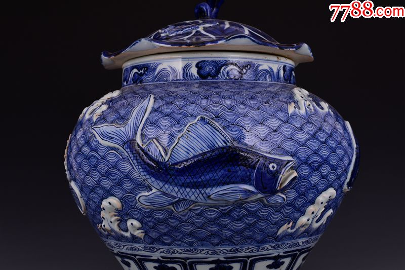 青花鱼纹荷叶罐-青花瓷-7788收藏