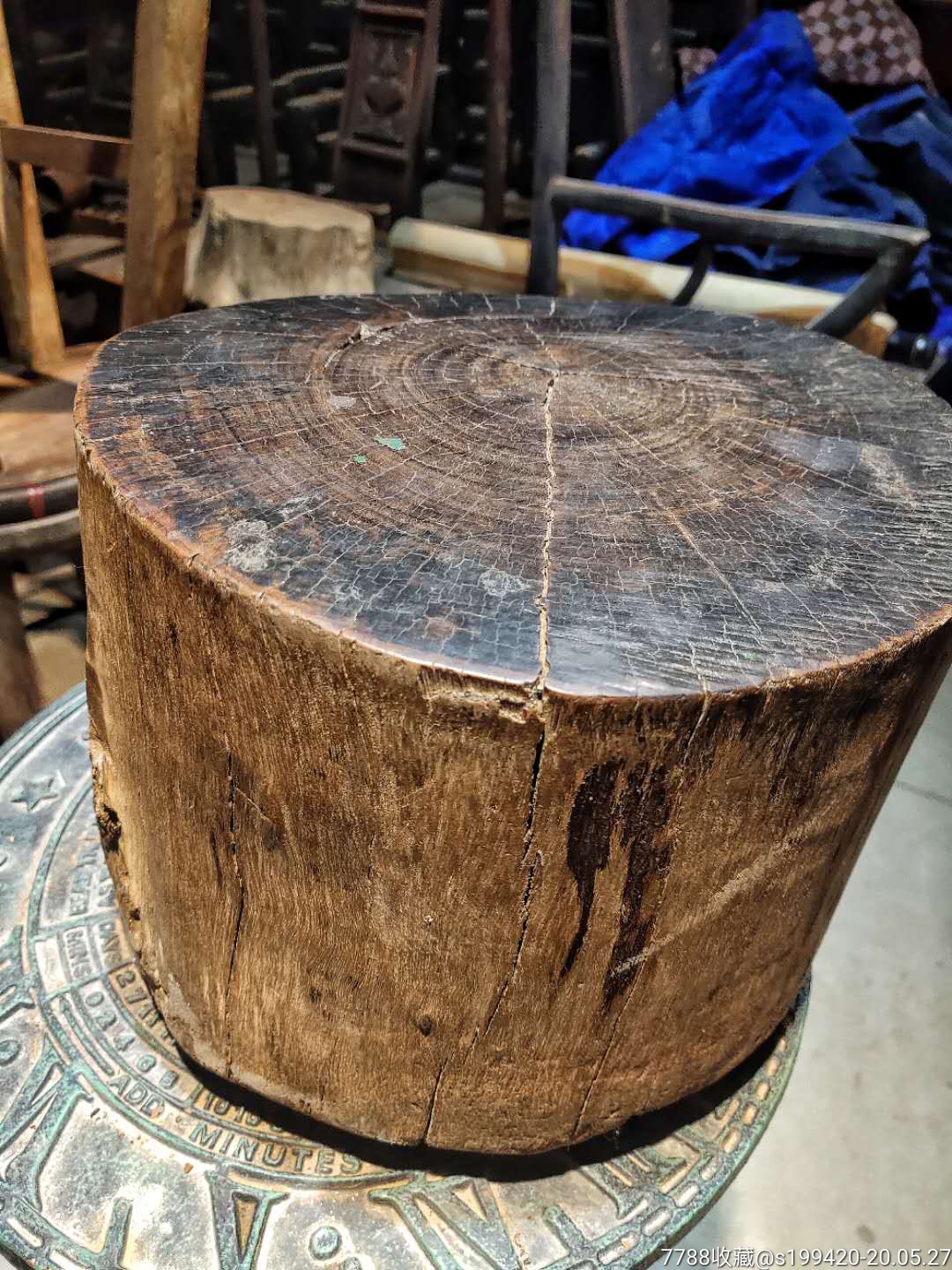 精品木墩,苦莲子木,木质坚硬,花纹漂亮,包浆一流,直径25高20.