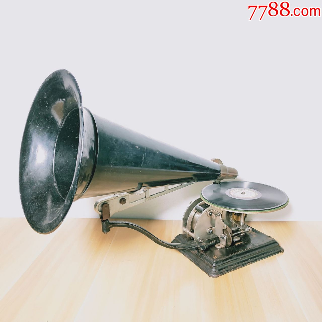 哥伦比亚非洲骨骼手摇大喇叭留声机黑胶唱机小酒馆咖啡厅家庭摆件