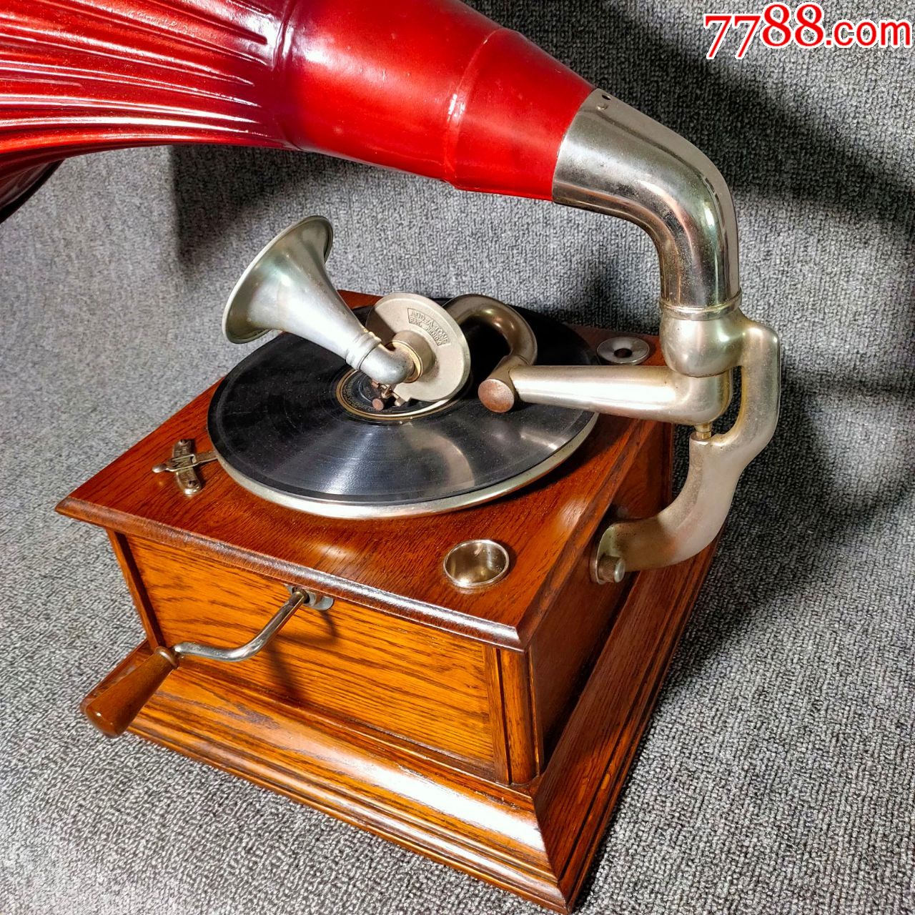 90年代英国双喇叭手摇黑胶留声机怀旧馆藏品复古西洋风家装摆件