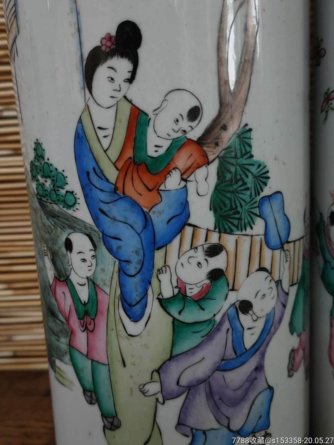 毛子荣手绘《美女代子》图帽筒一对