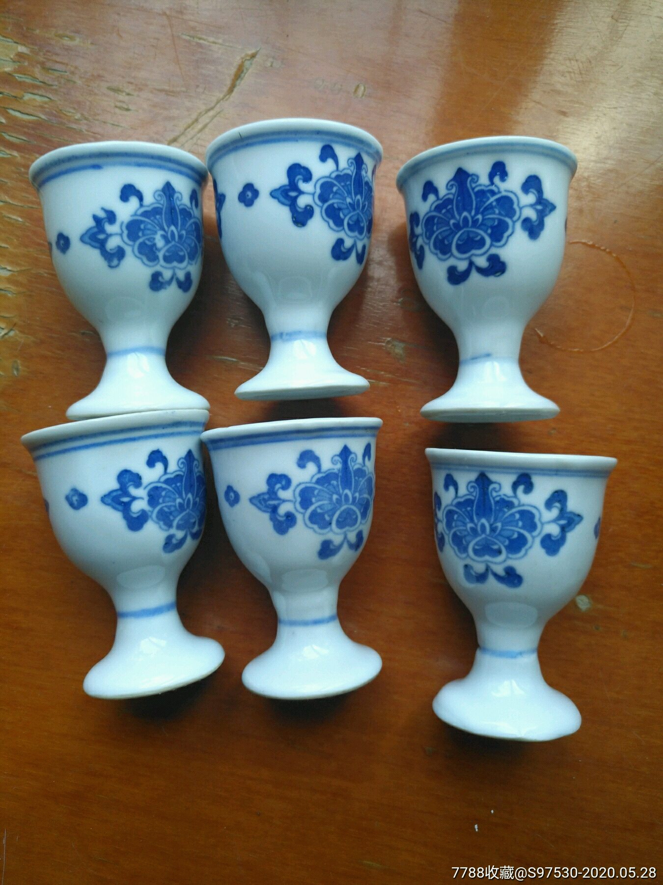 景德镇青花酒杯