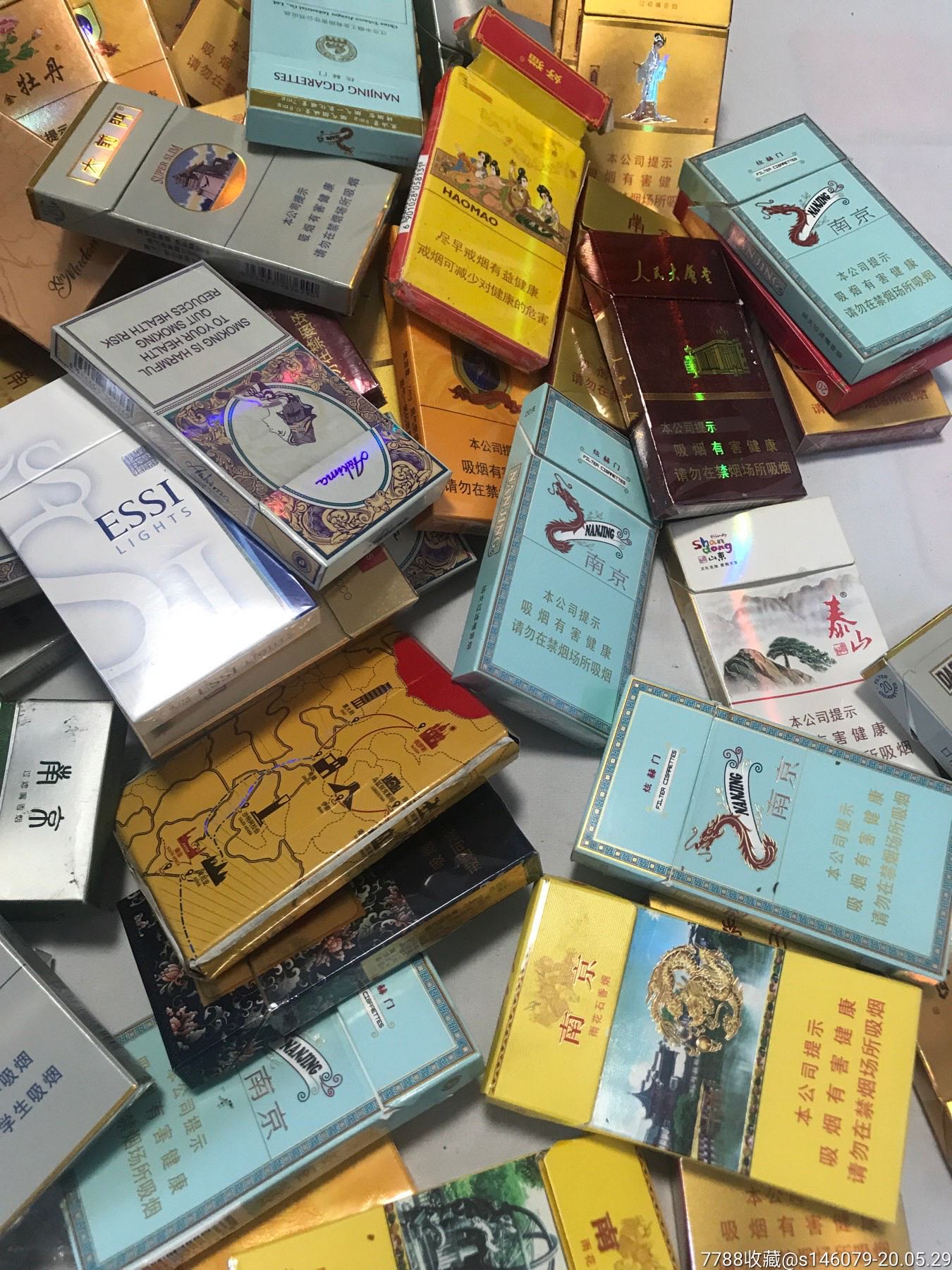 一堆烟盒合售(150多)