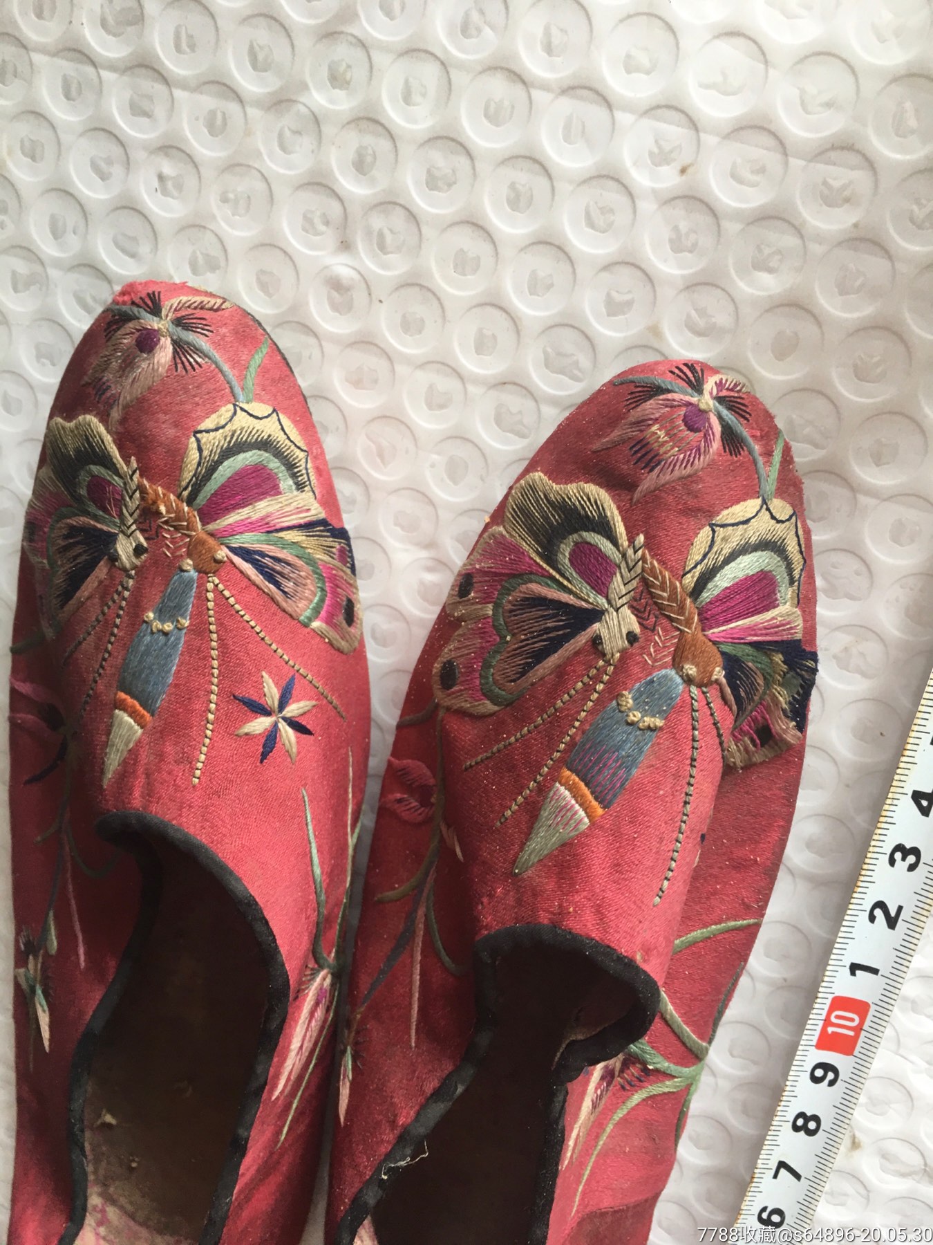 清代美工三寸金莲老绣花鞋