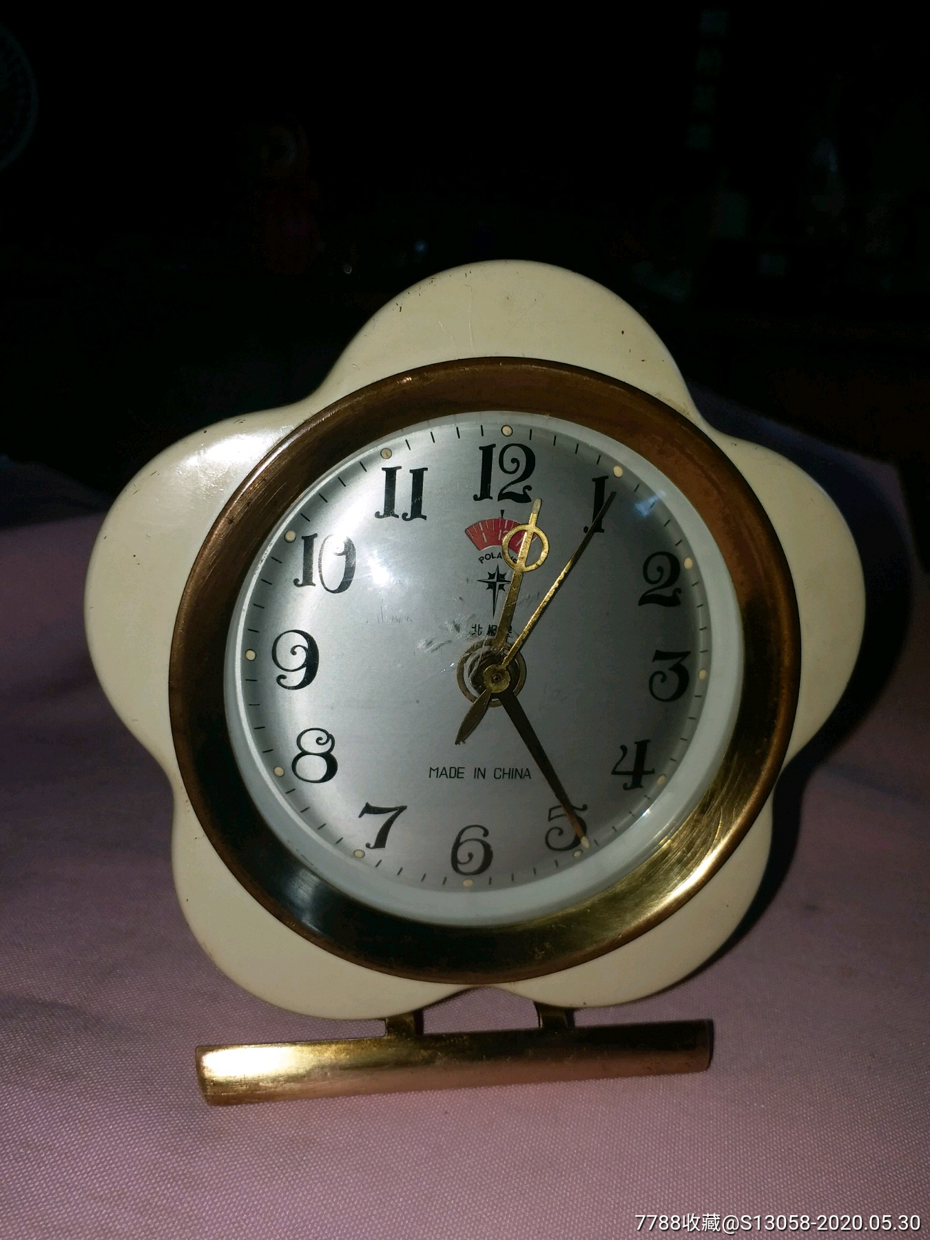 北极星梅花型闹钟