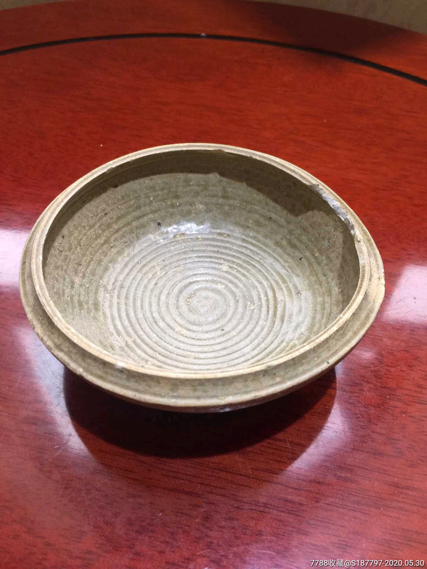 原始青瓷碗图片