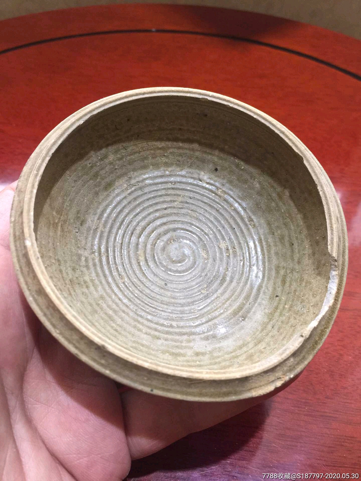 春秋-原始瓷旋纹碗