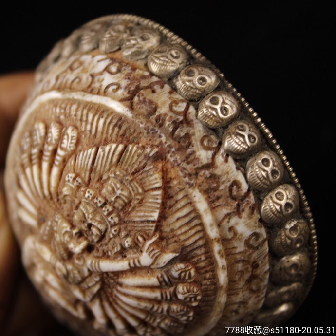 珍藏西藏寺院老嘎巴拉头骨包银雕刻胜乐金刚头壳法器重30克长8厘米