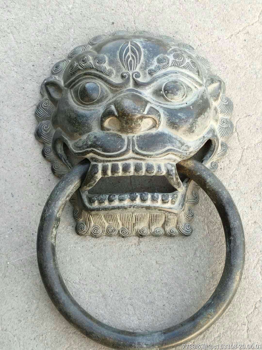 清代虎头铜门饰
