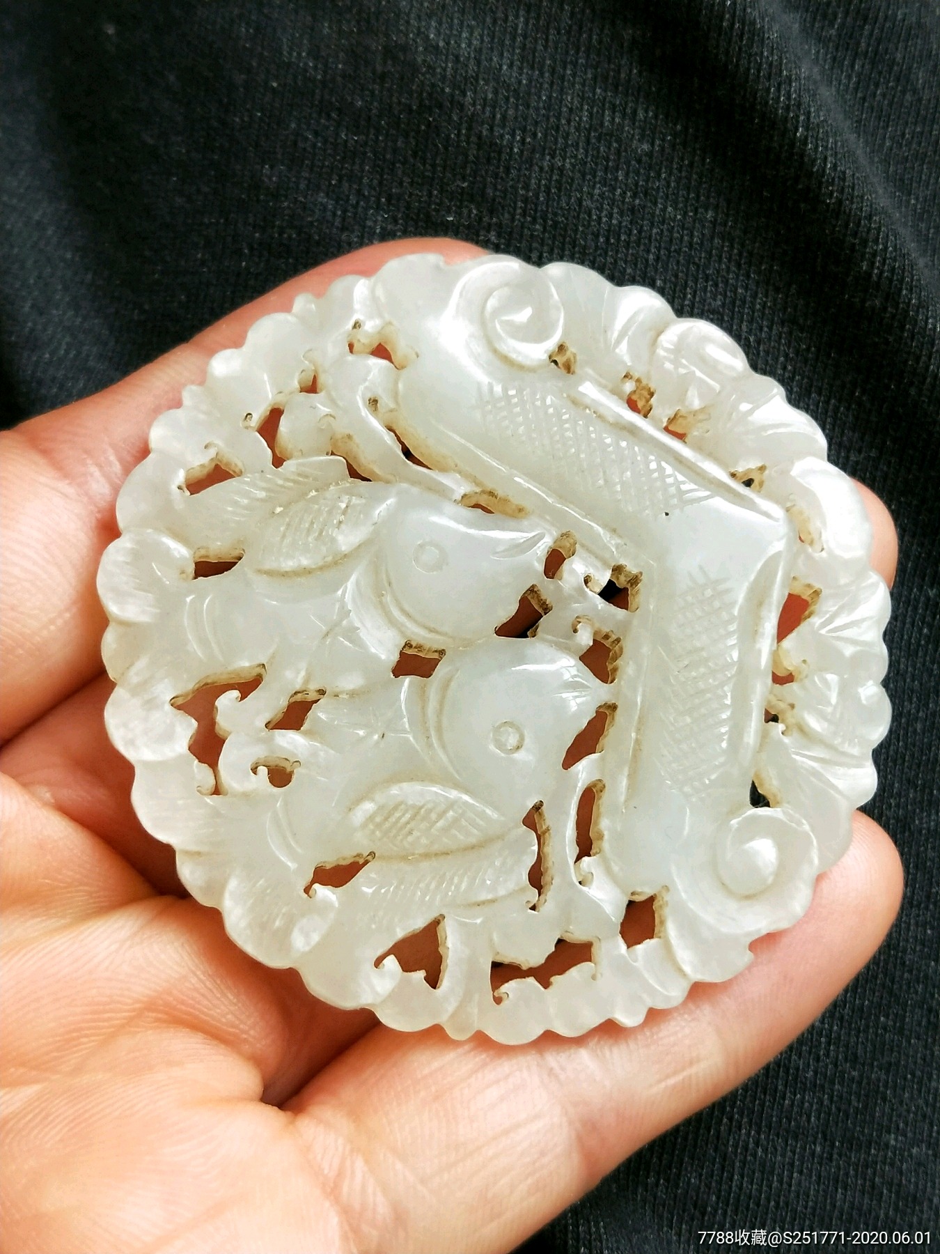 民国和田玉双鱼玉佩