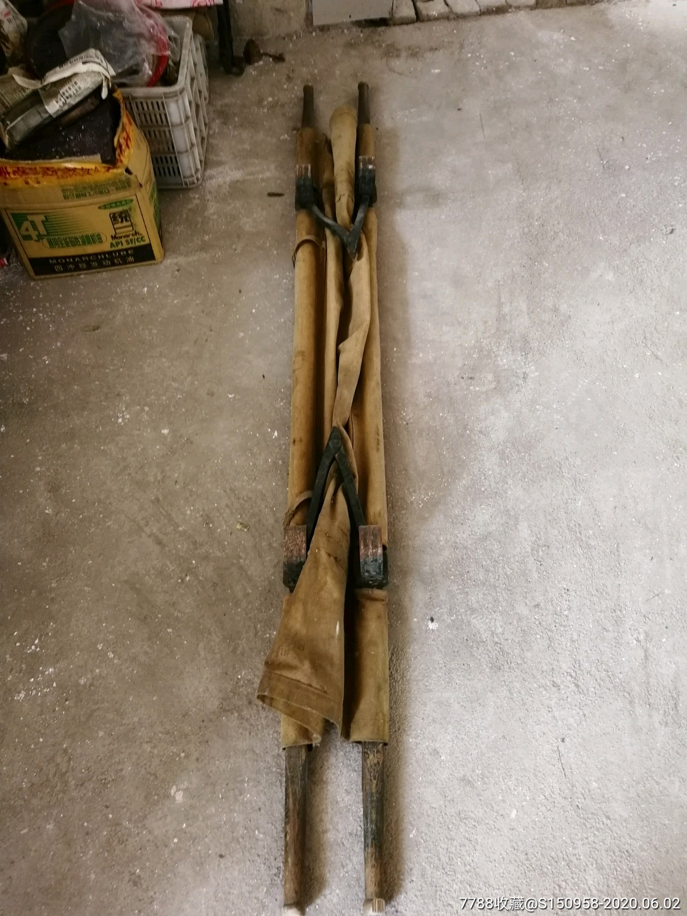 50年代制式担架