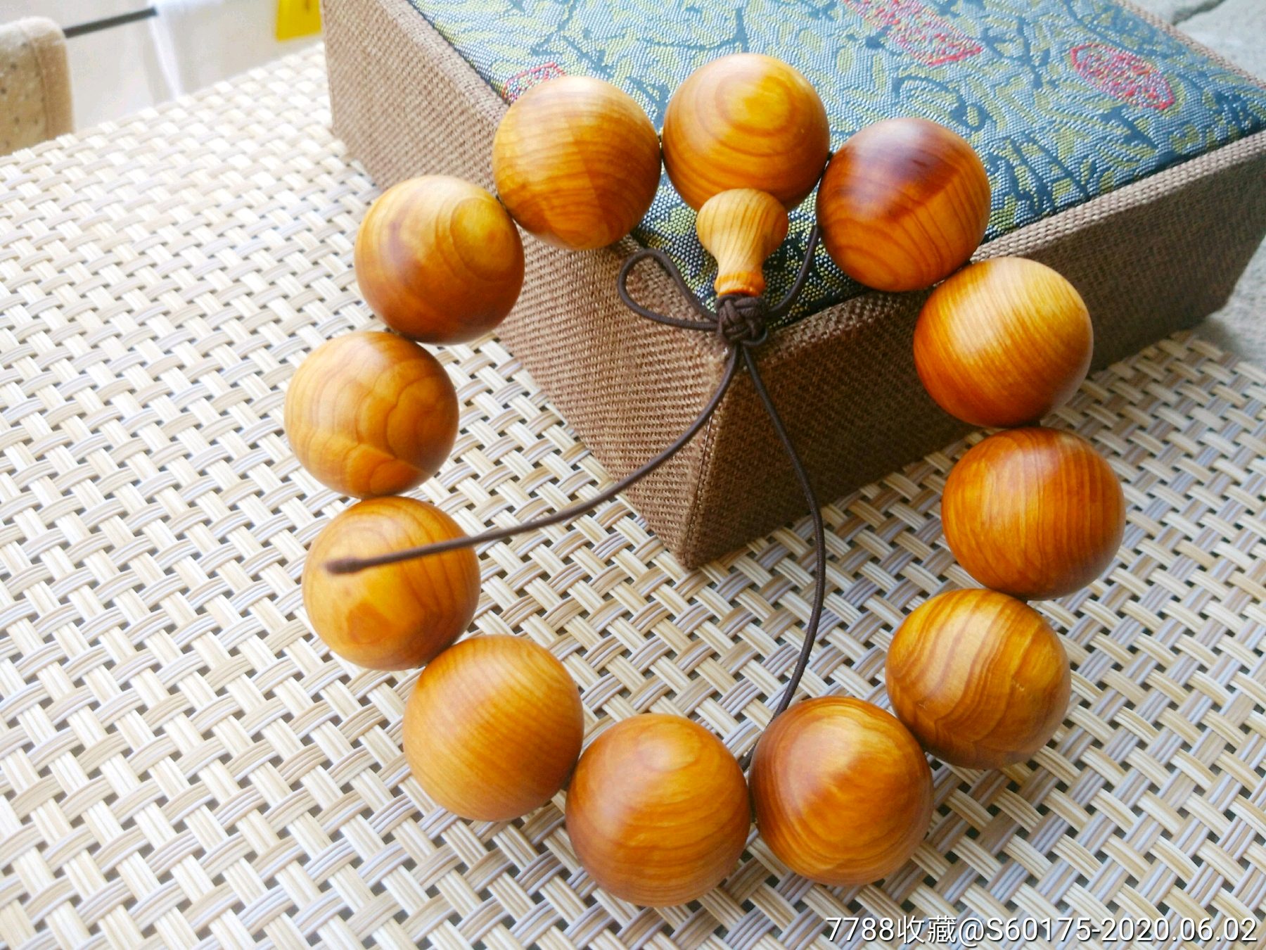 崖柏陈化水波纹佛珠木手串20mm