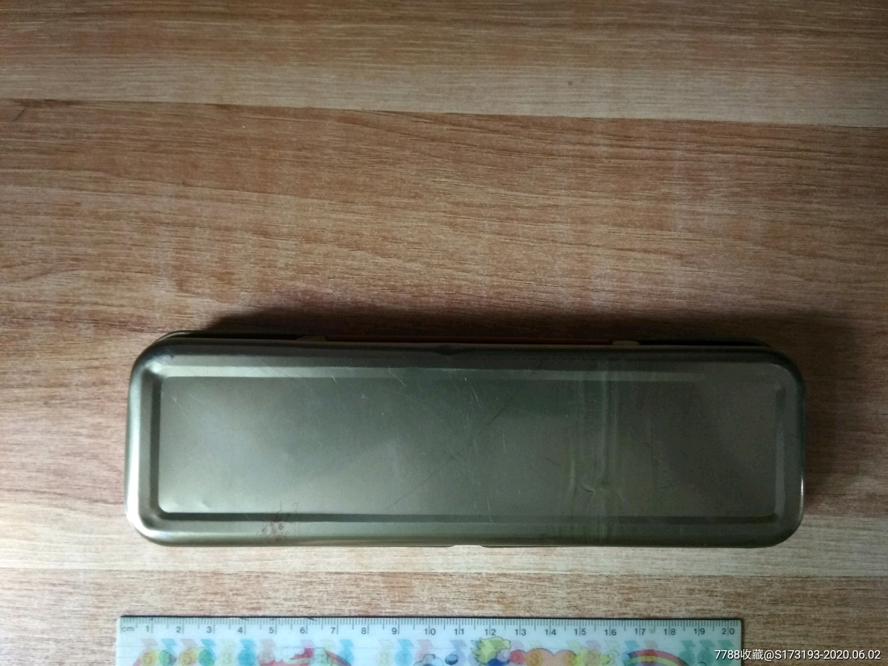 桃太郎图案铁皮双层文具盒未使用过难免有些瑕疵详见简介