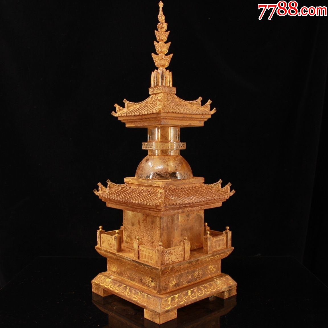 古寺院收水晶舍利宝塔内带佛教无上金刚舍利子