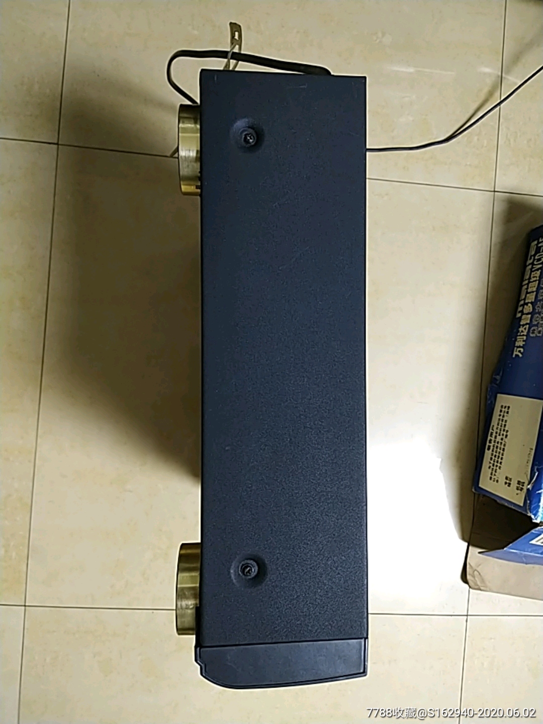 万利达三碟连放影碟机