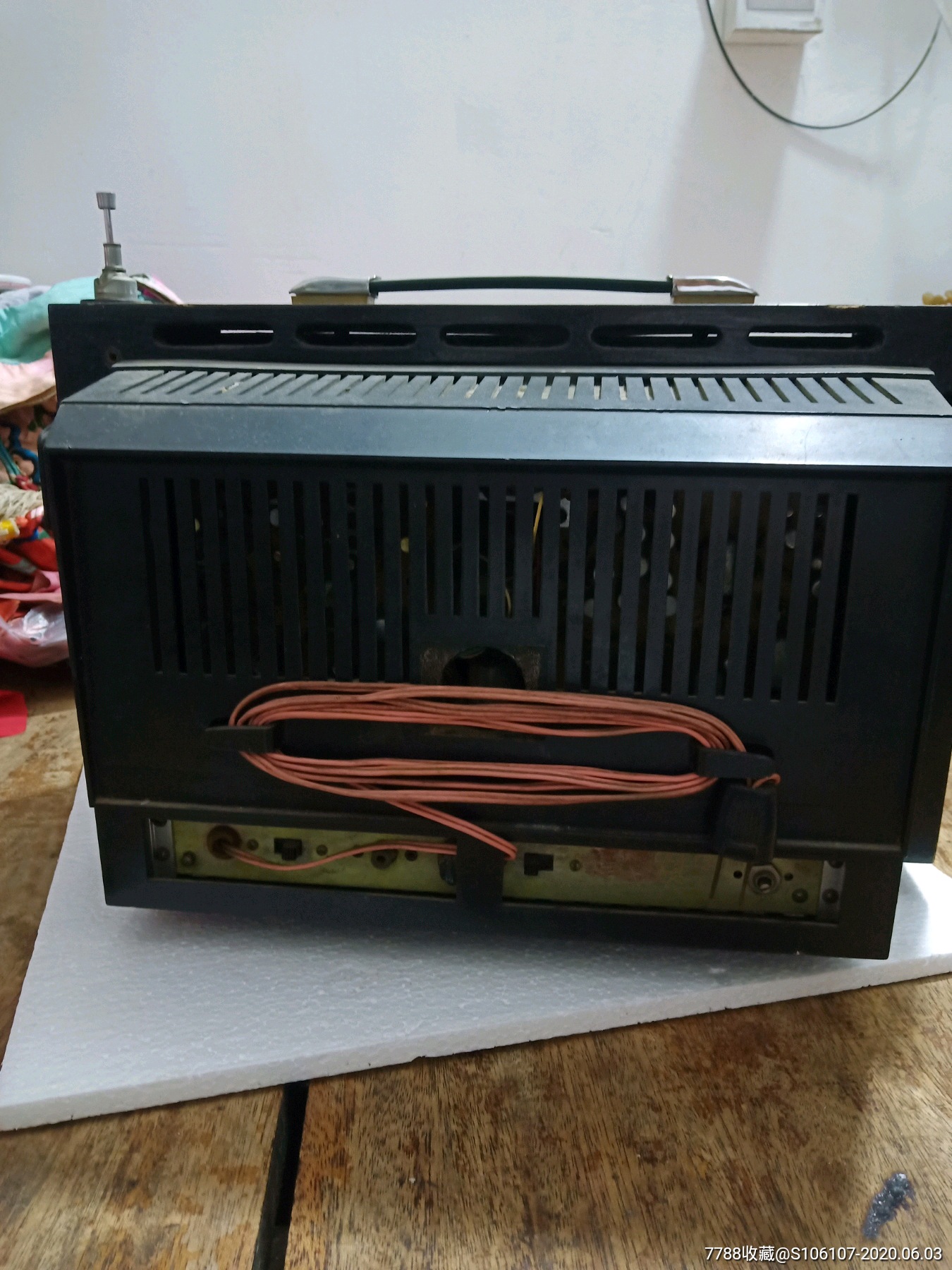 七十年代星火牌木壳电视机
