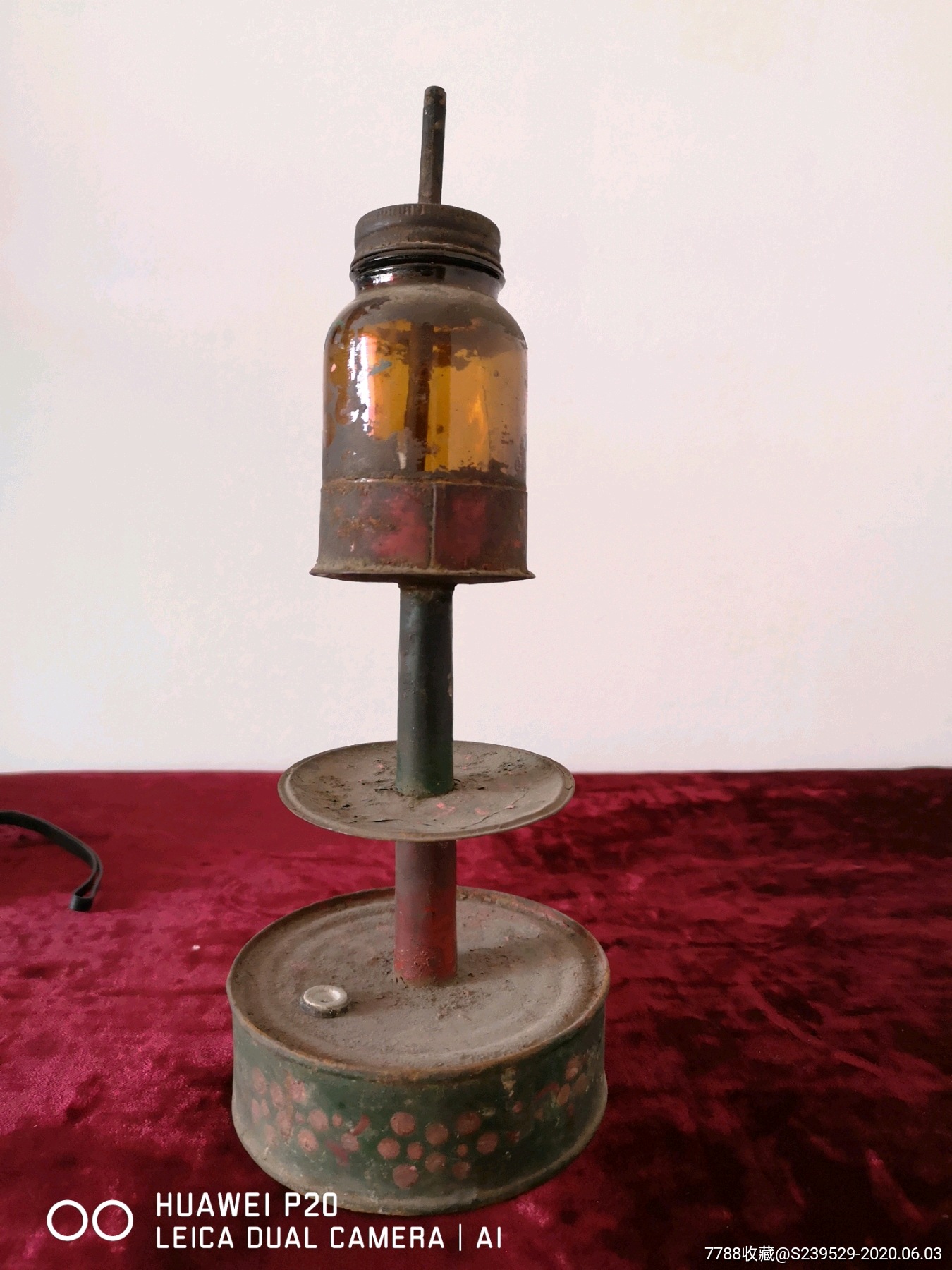 五六十年代油灯一个