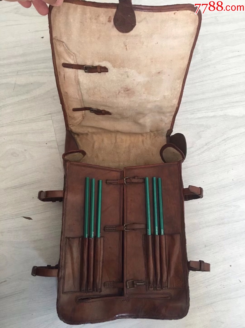 二战侵华时期日军鬼子使用过的图囊背包