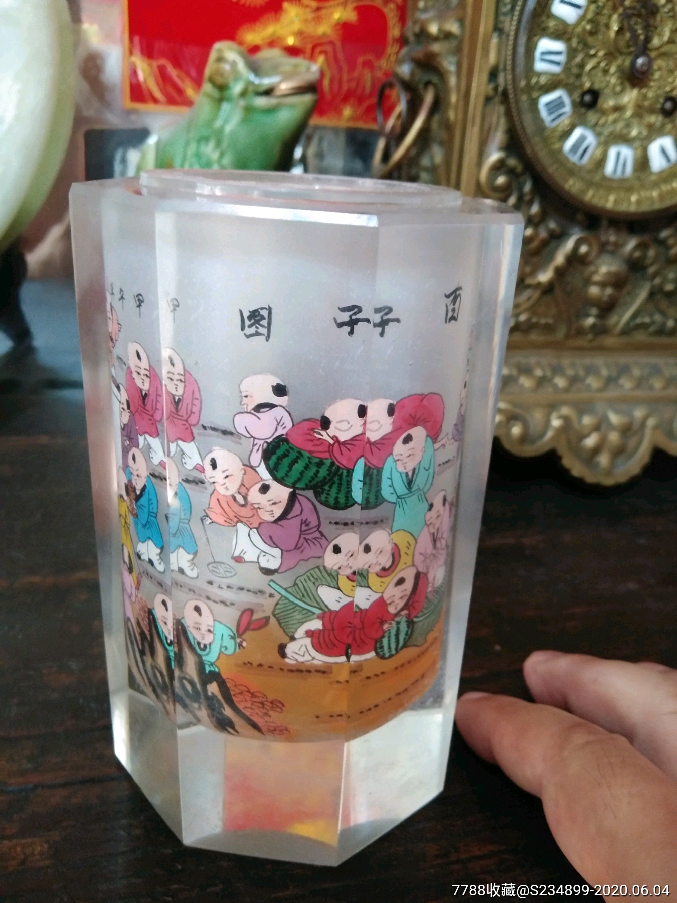 内画笔筒百子图