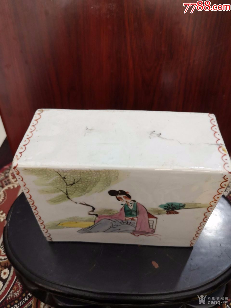民国仕女粉彩瓷枕