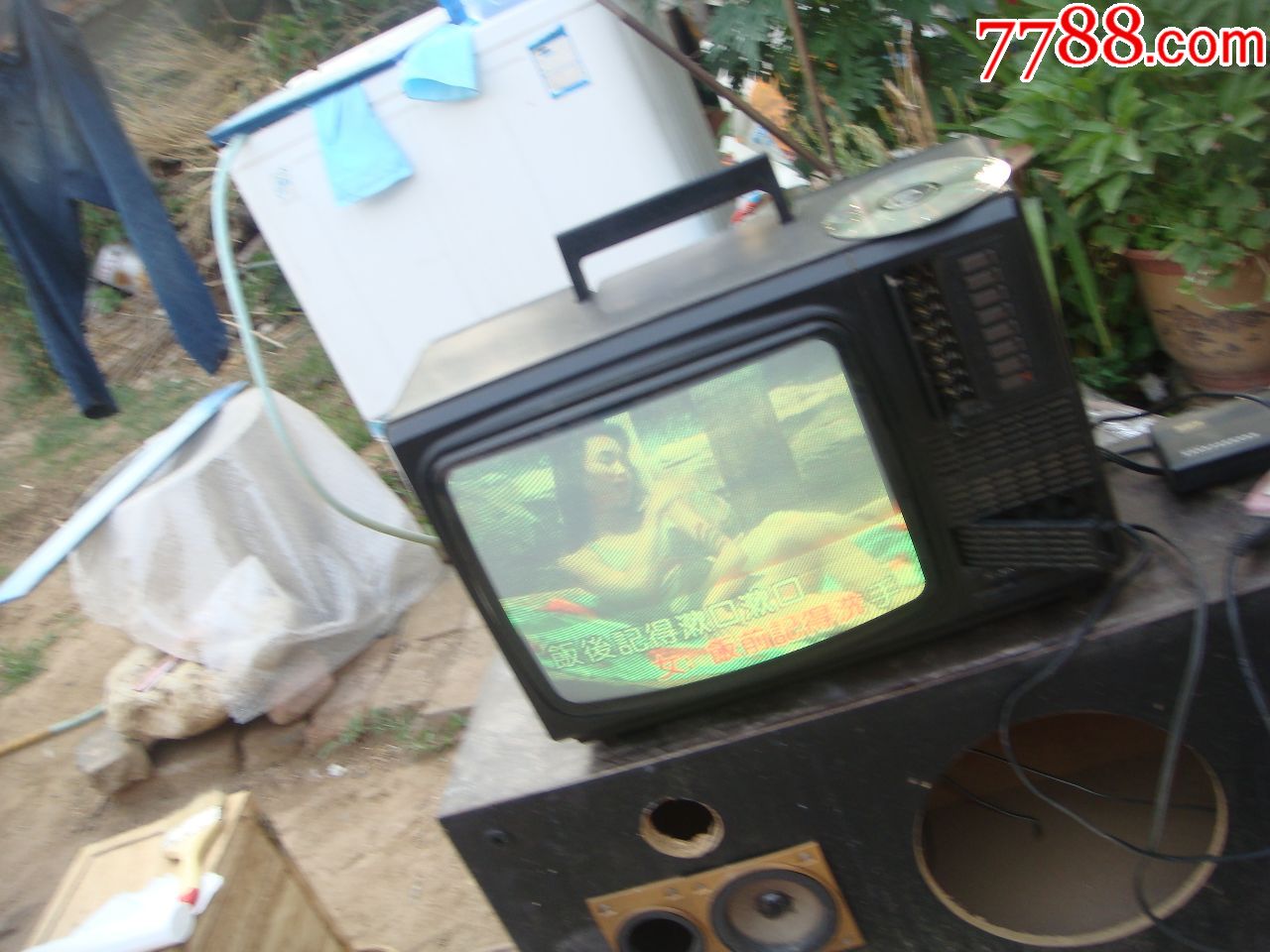 手提14英寸《金星牌》彩色电视机