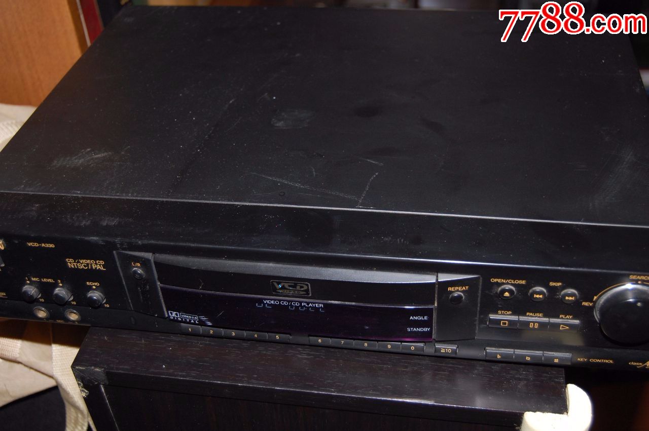 老款vcd机,可用来听cd.运费德邦到付-录像机/影碟机-7788收藏
