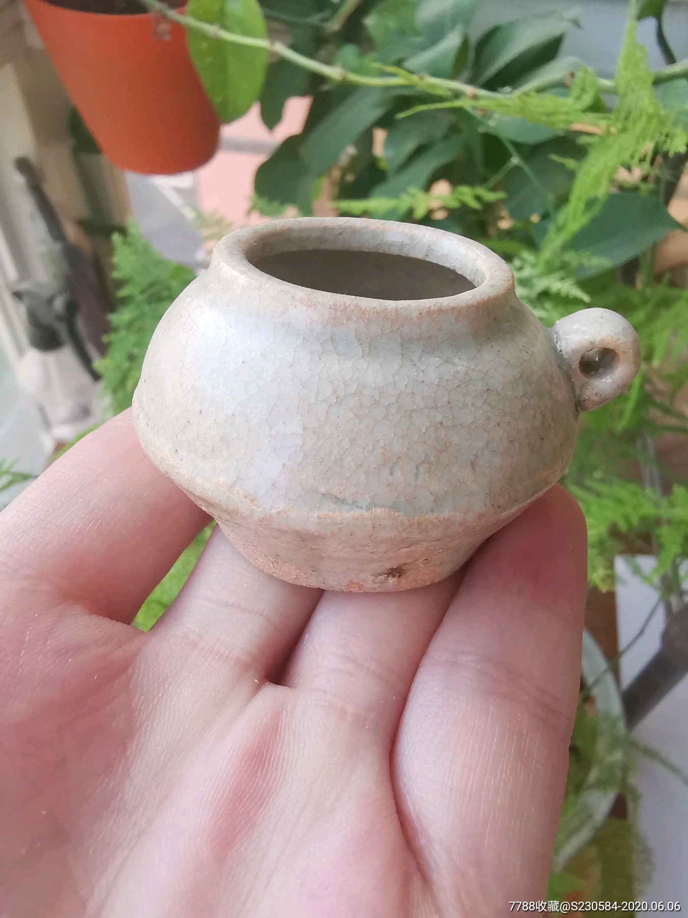 宋湖田窑鸟食罐