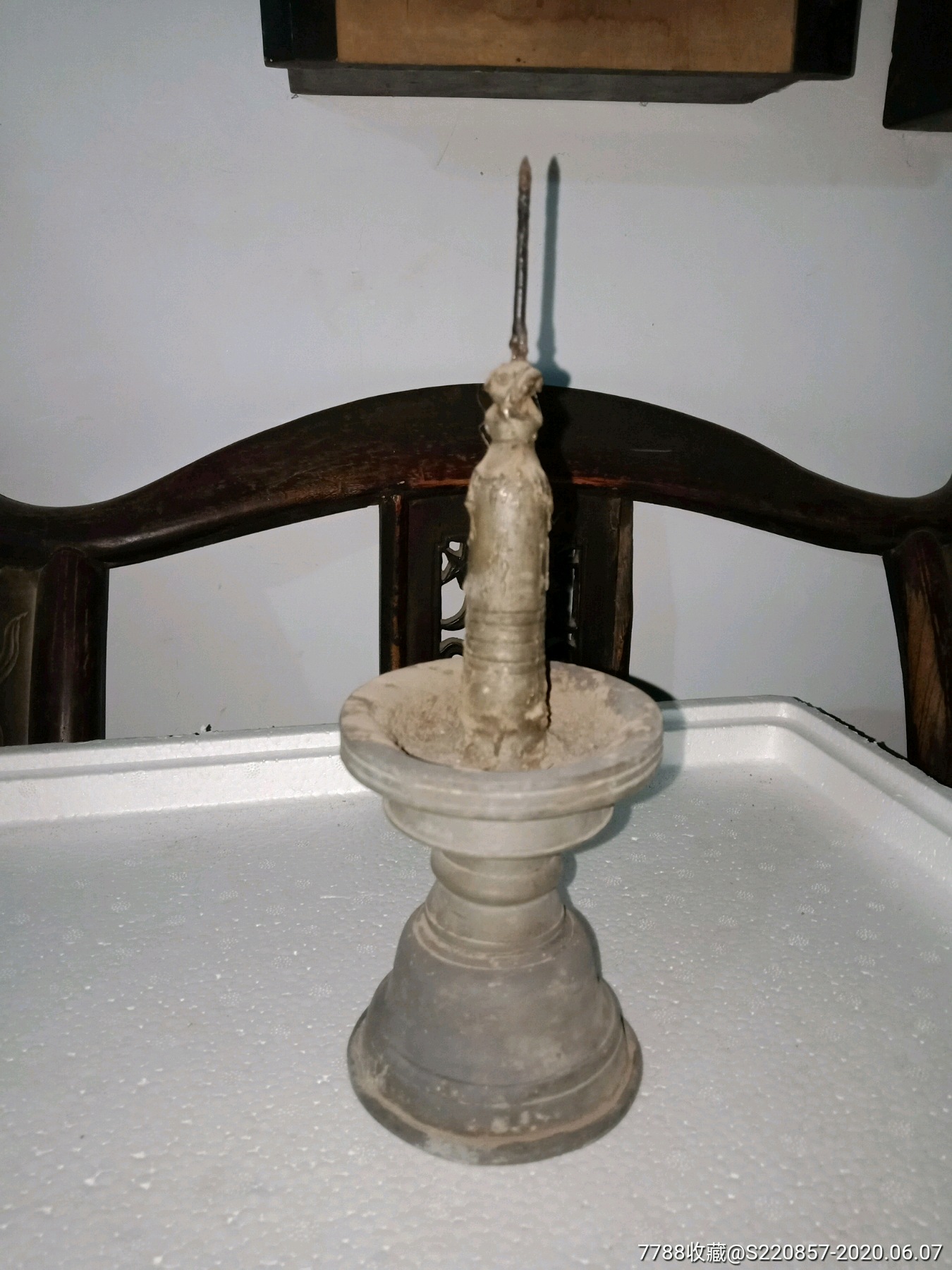 品相一流的锡蜡台